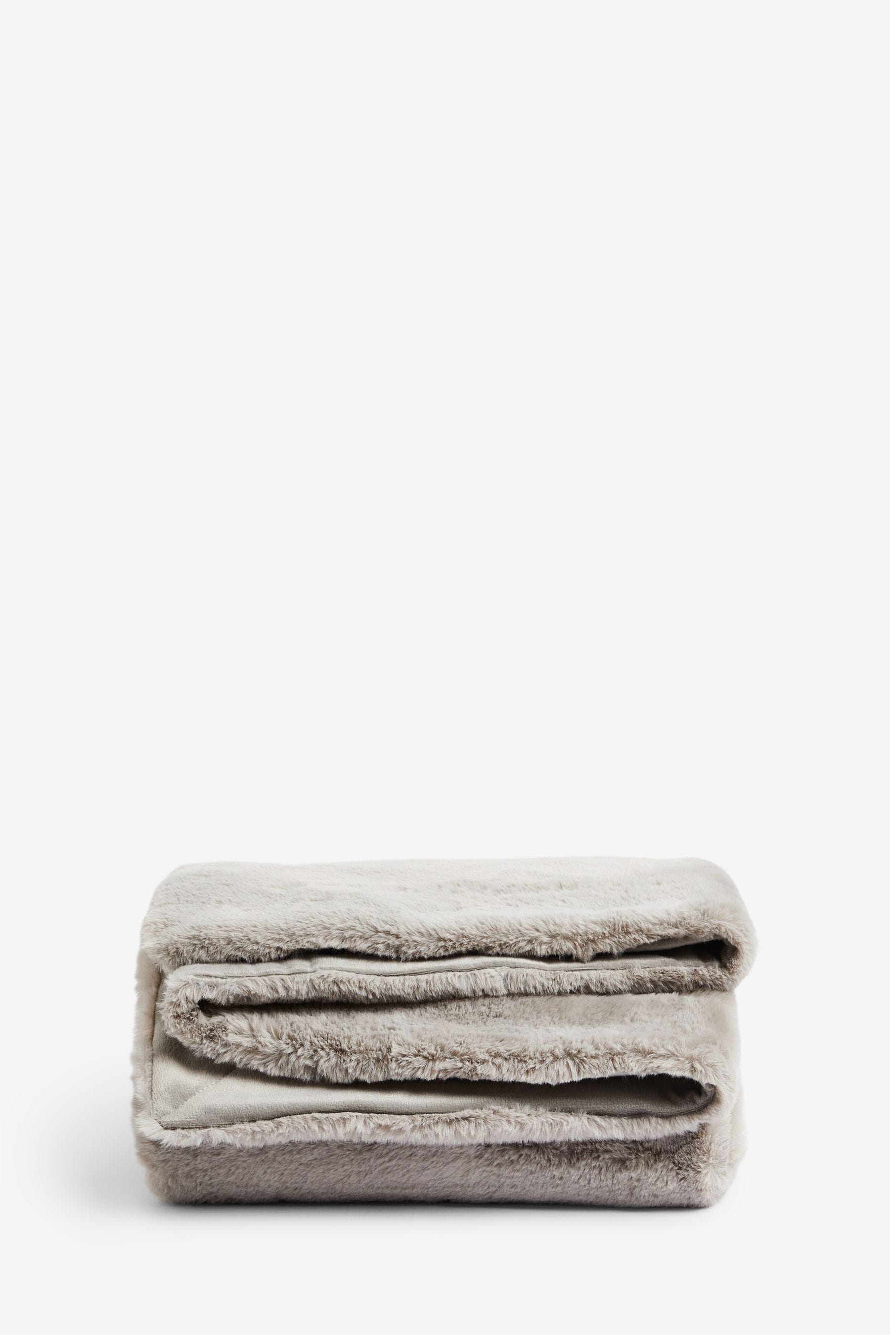 Grey Soft To Touch Plush Faux Fur Throw