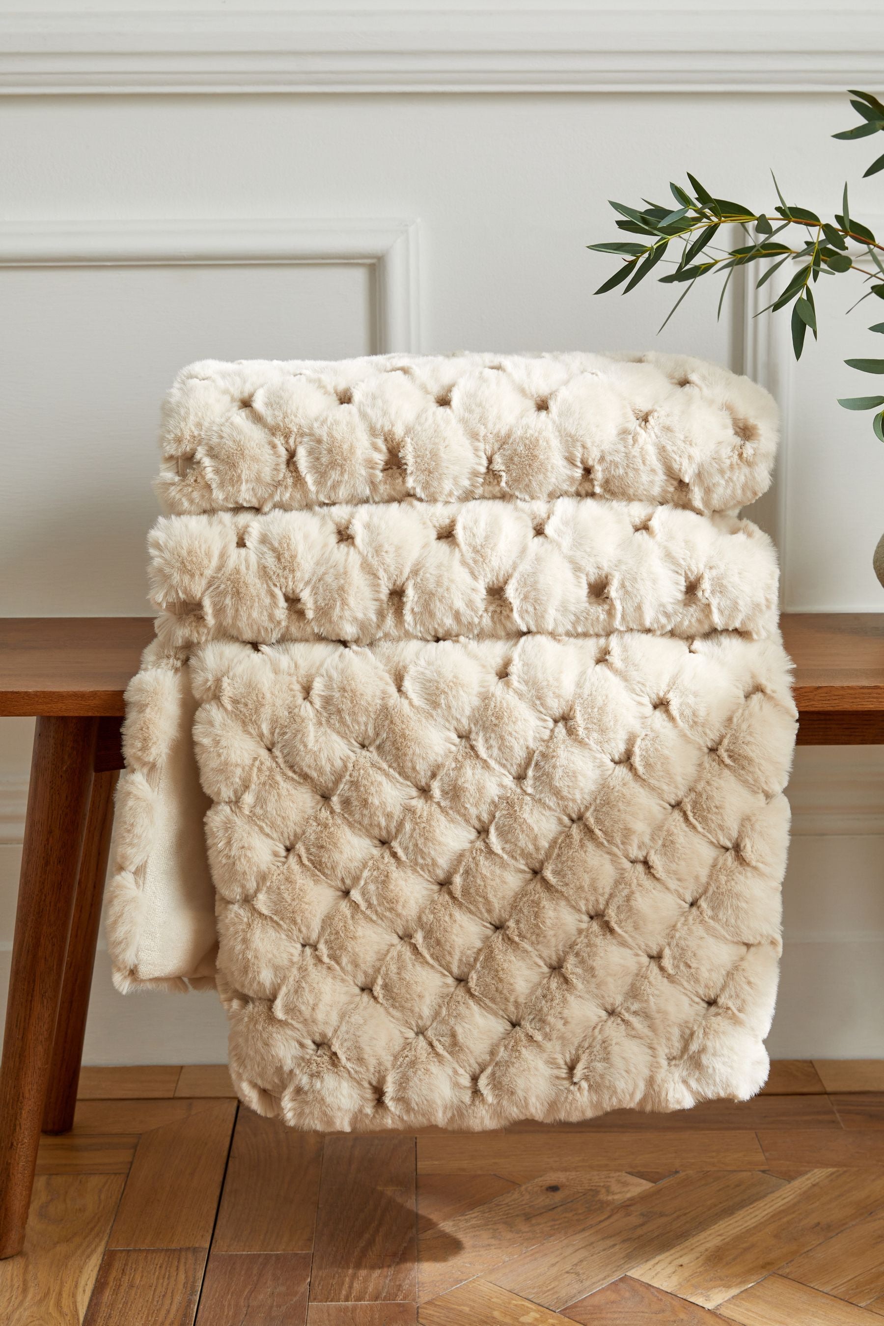 Ivory Natural Luna Scalloped Plush Faux Fur Throw