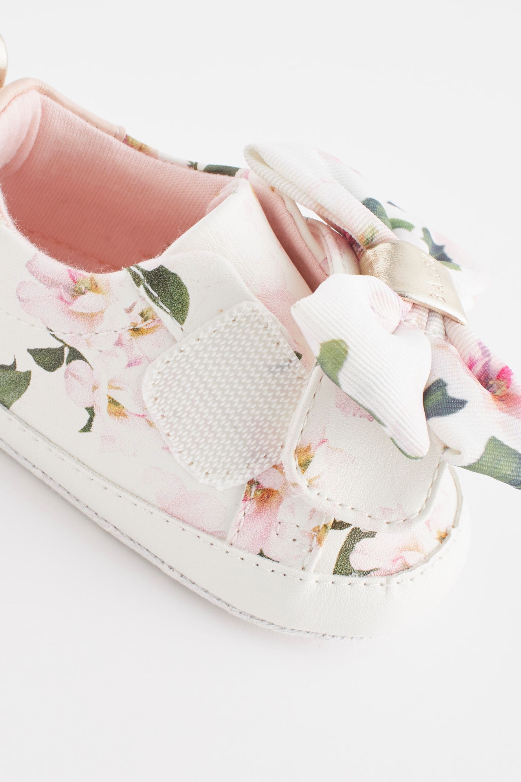 Baker by Ted Baker Baby Girls Floral Organza Bow White Trainer Padders