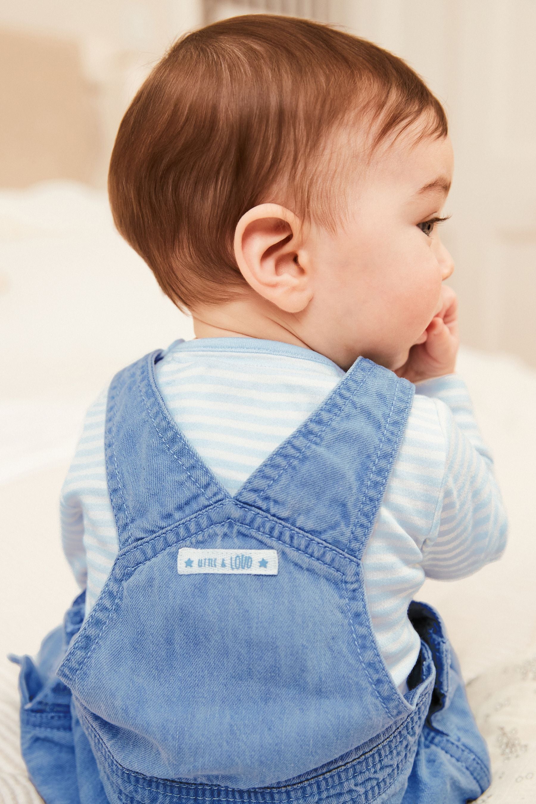 Blue Baby Appliqu?© Denim Dungarees And Jersey Bodysuit Set (0mths-2yrs)