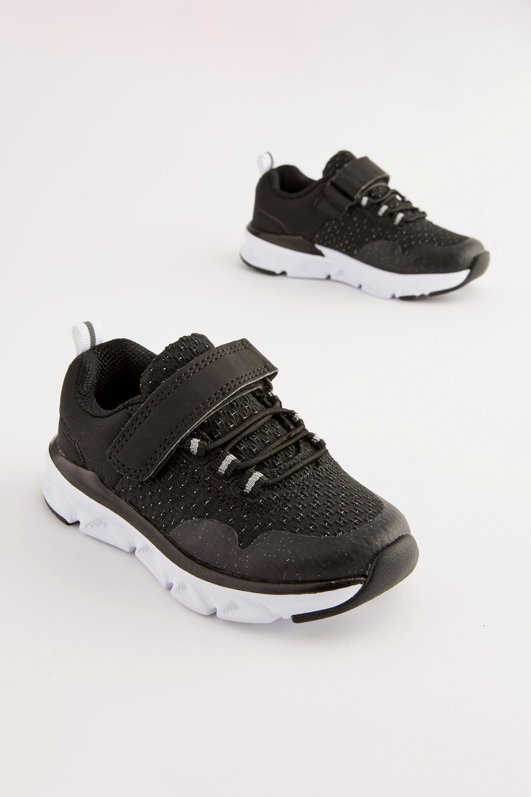 Black Elastic Lace-Up Sports Trainers