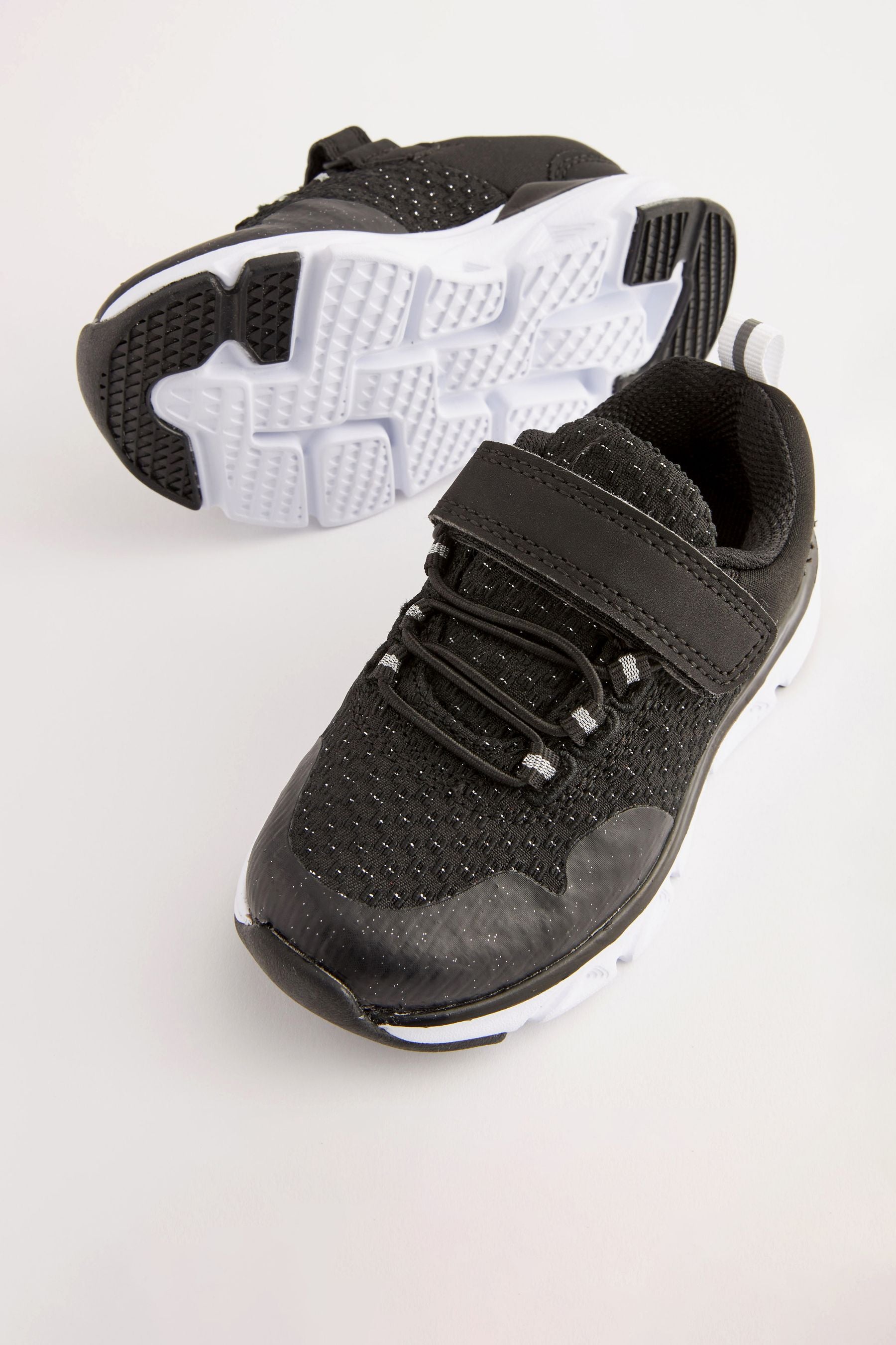 Black Elastic Lace-Up Sports Trainers