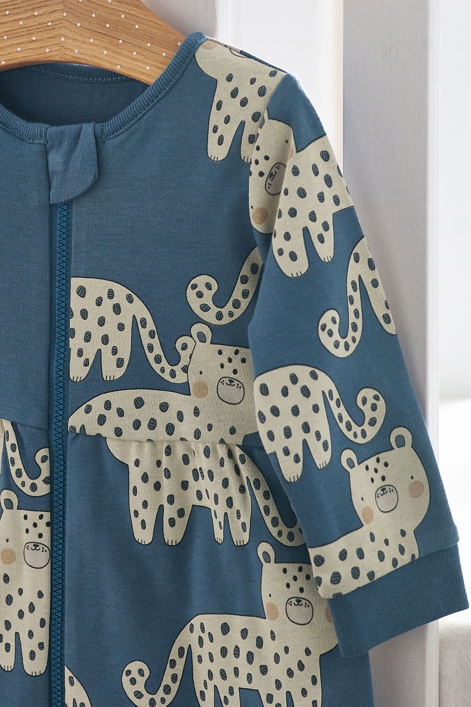 Blue Leopard Baby 100% Cotton Long Sleeve 2 Tog Sleep Bag