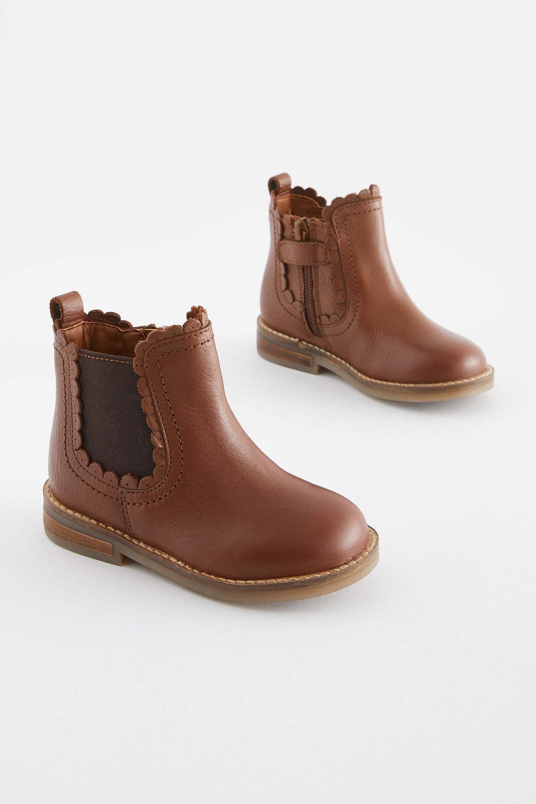 Tan Brown Leather Wide Fit (G) Scallop Chelsea Boots