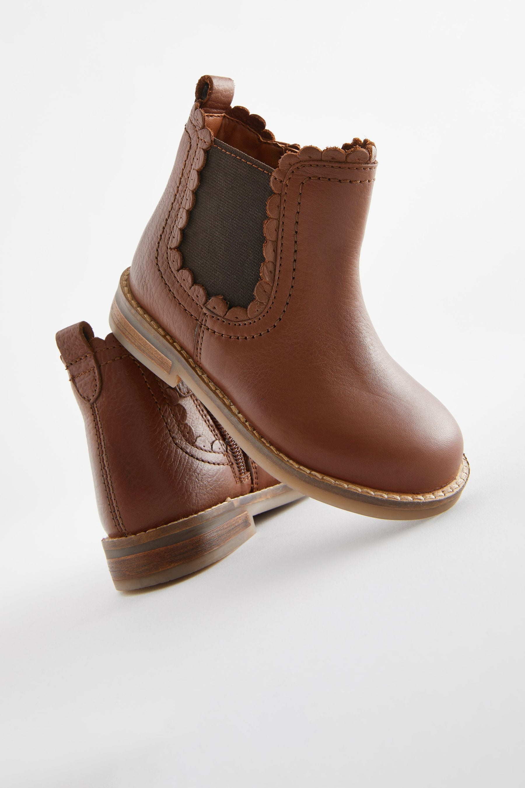 Tan Brown Leather Wide Fit (G) Scallop Chelsea Boots