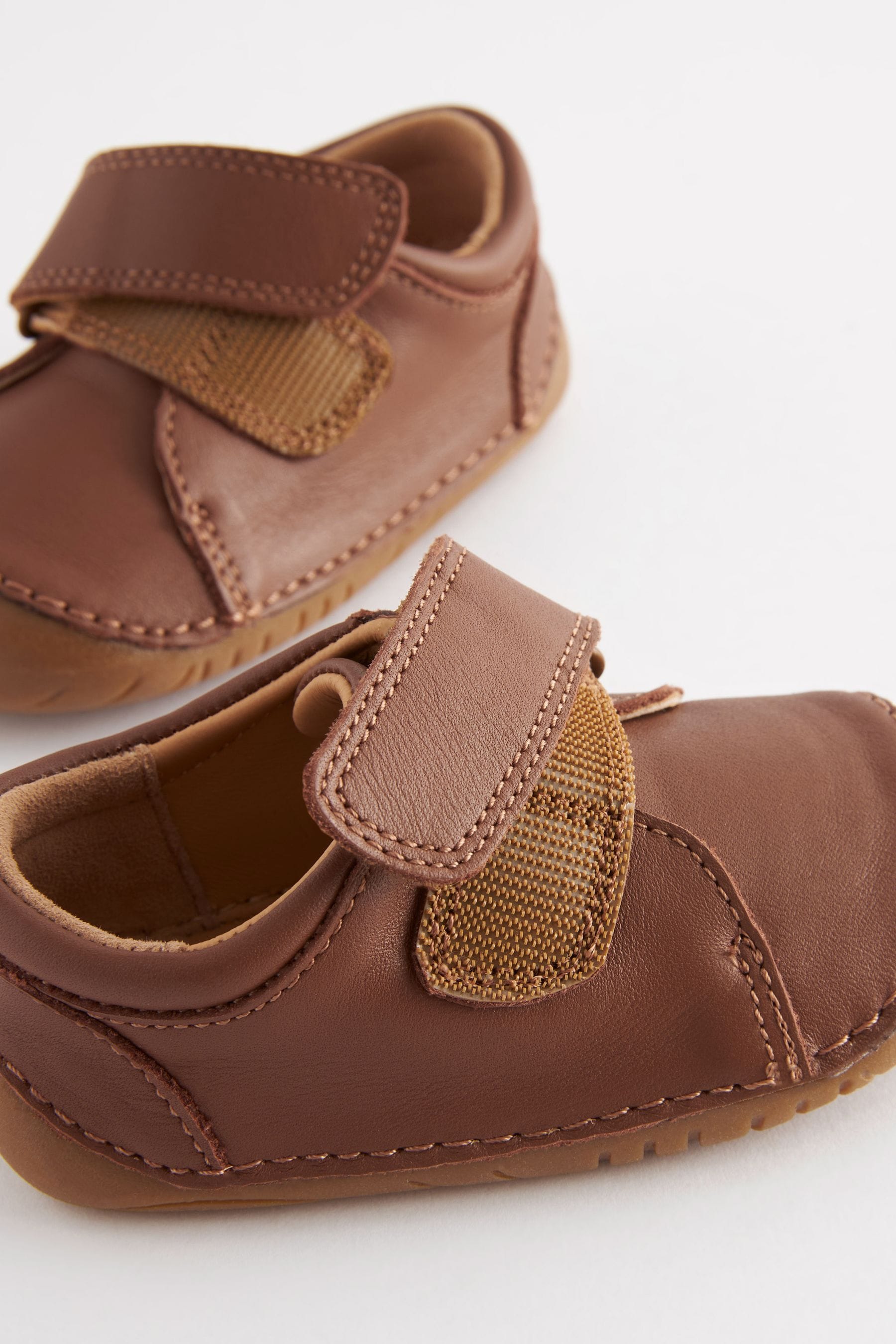 Tan Brown Wide Fit (G) Crawler Shoes