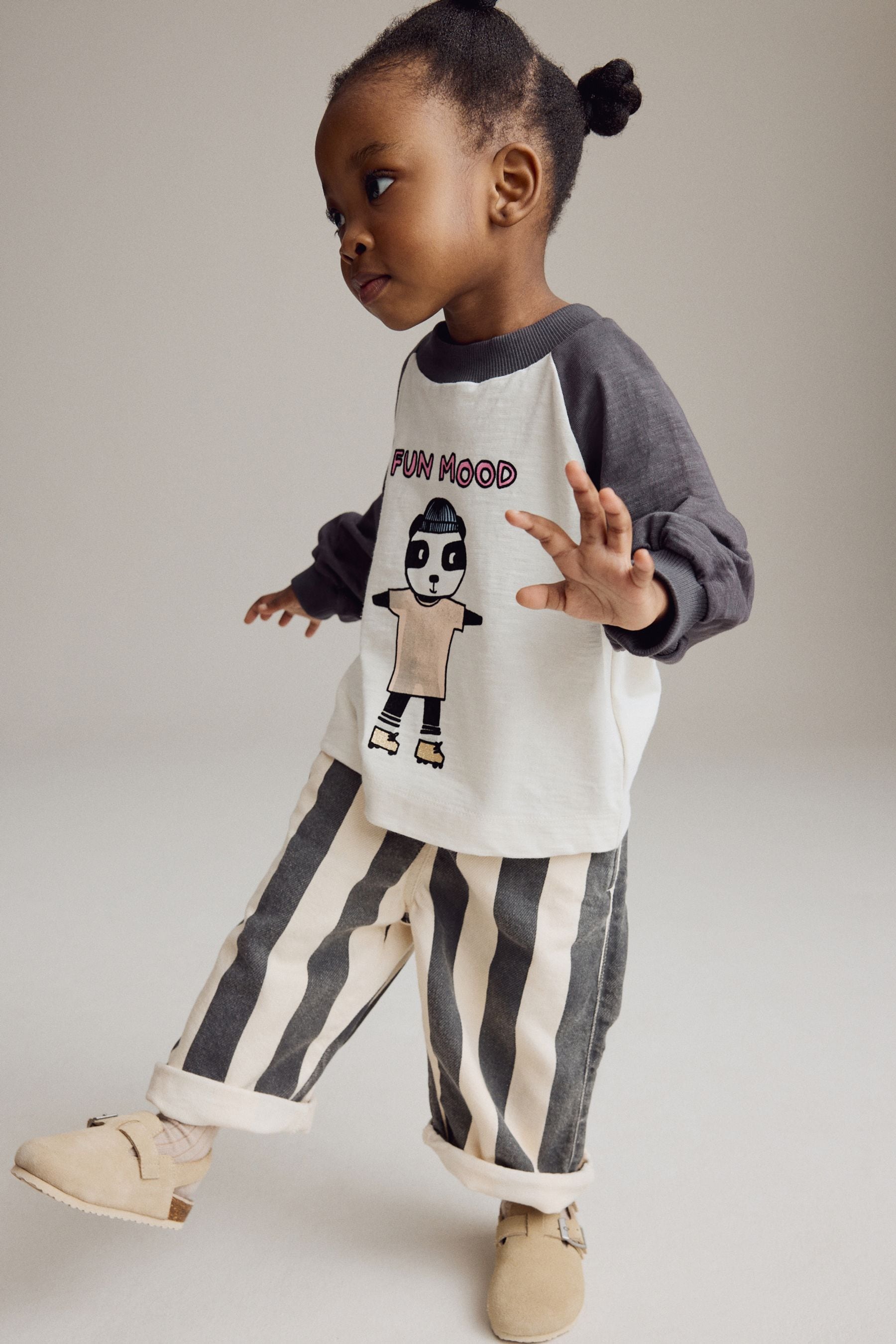 Black/White Long Sleeve 100% Cotton T-Shirt (3mths-7yrs)