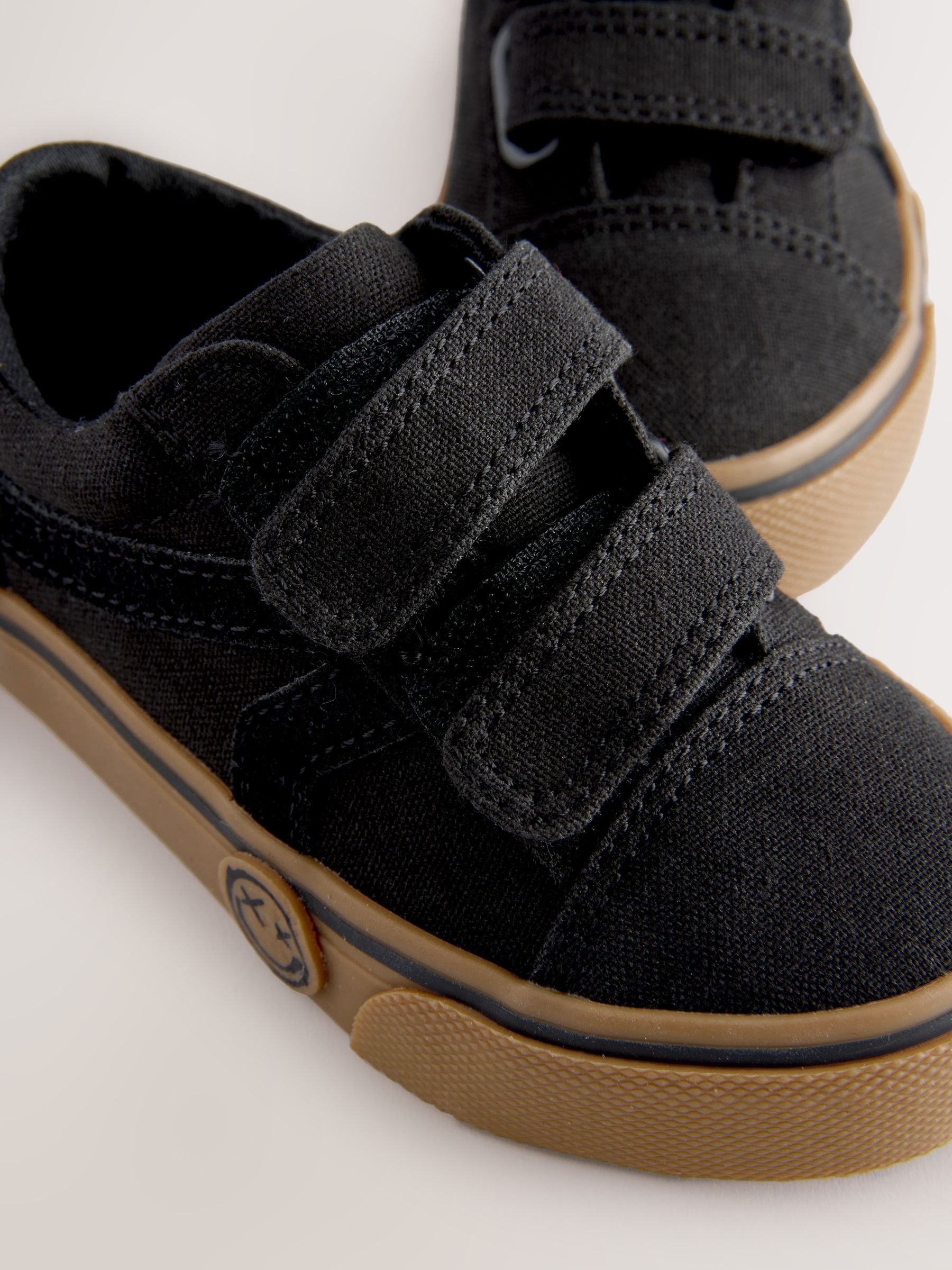 Black Touch Fastening Skate Trainers