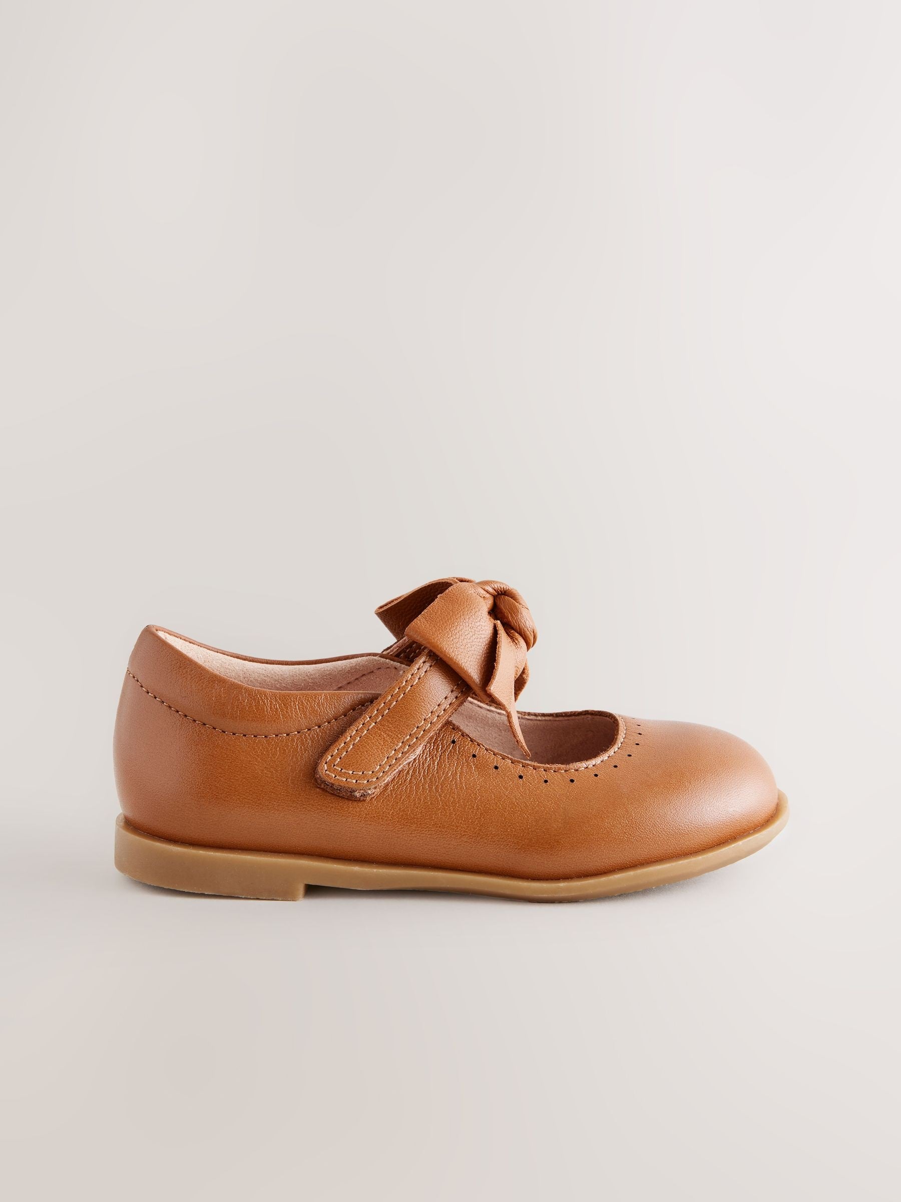 Tan Brown Bow Leather Touch Fastening Shoes