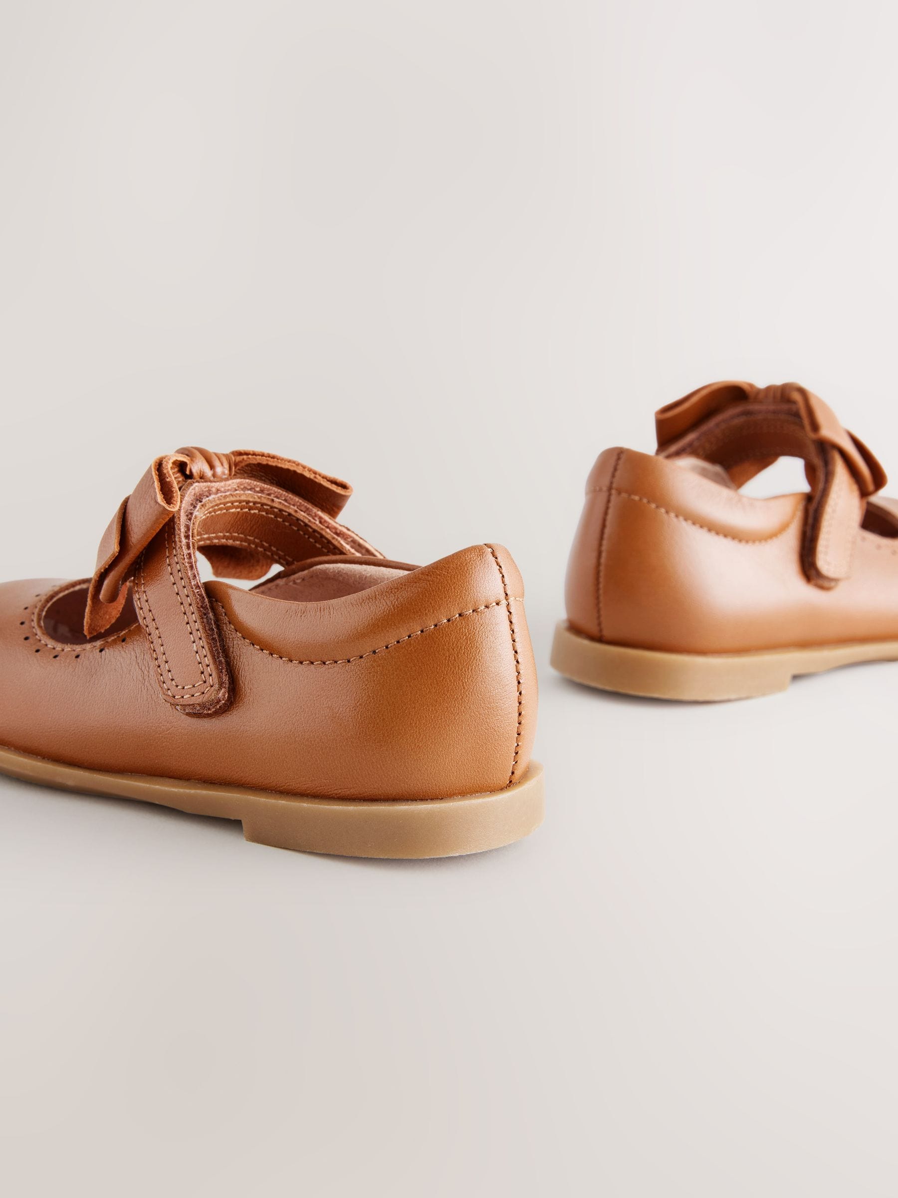 Tan Brown Bow Leather Touch Fastening Shoes