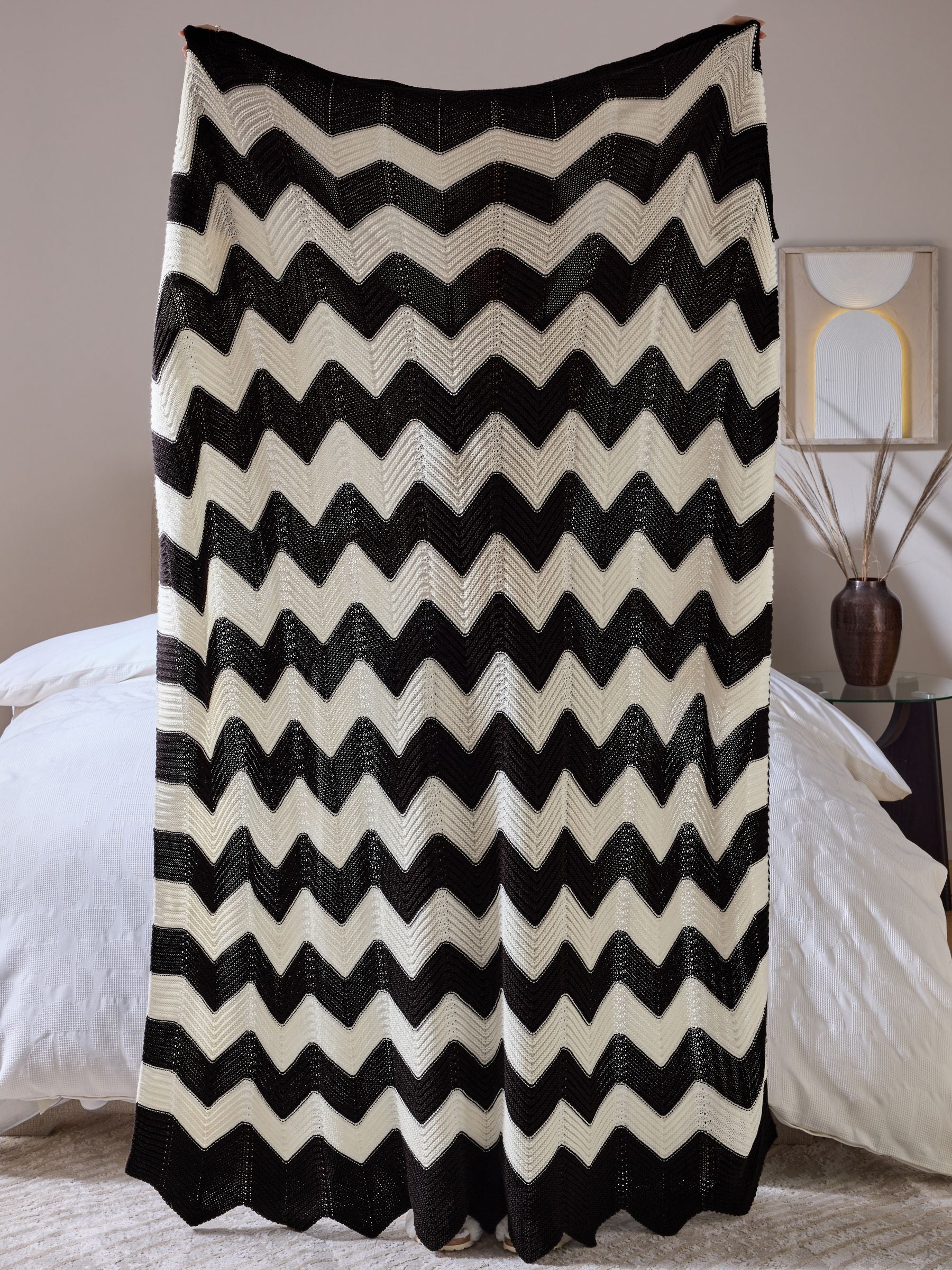 Monochrome Zig Zag Crochet Throw