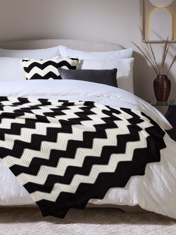 Monochrome Zig Zag Crochet Throw