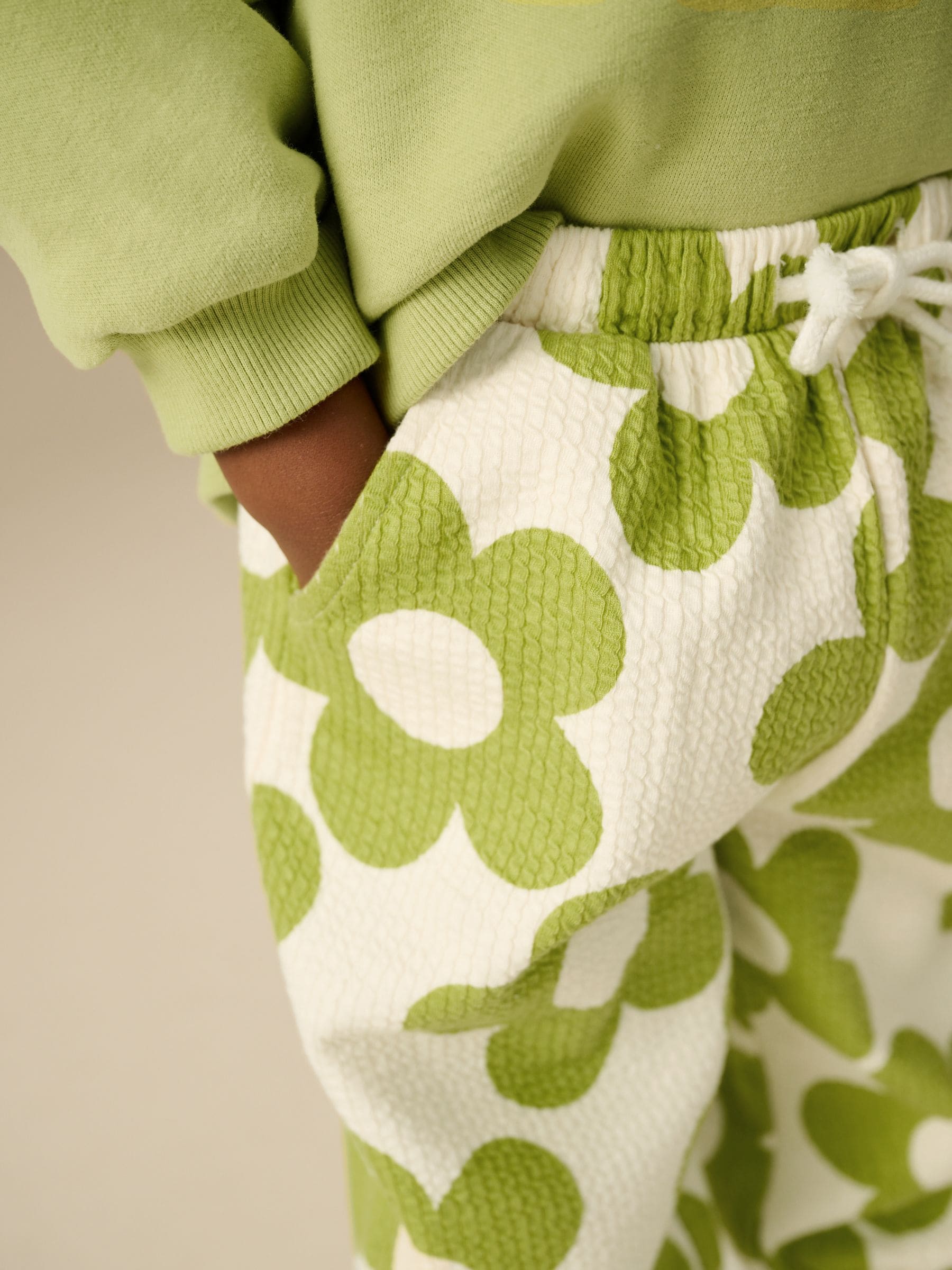 Green Hoodie and Printed Joggers Set (3mths-7yrs)