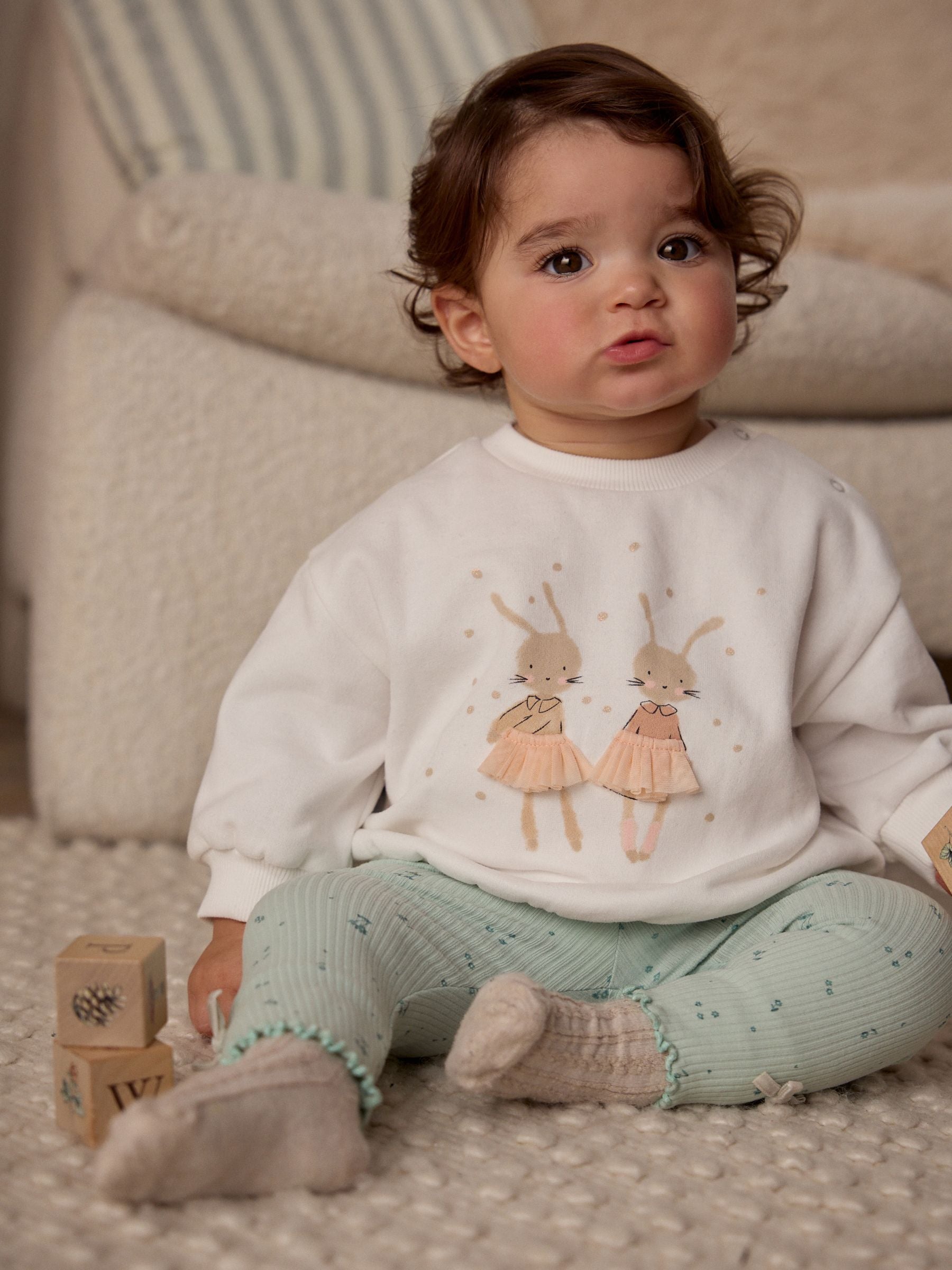 White/Green Fairy Bunnys Sweat and Leggings Set