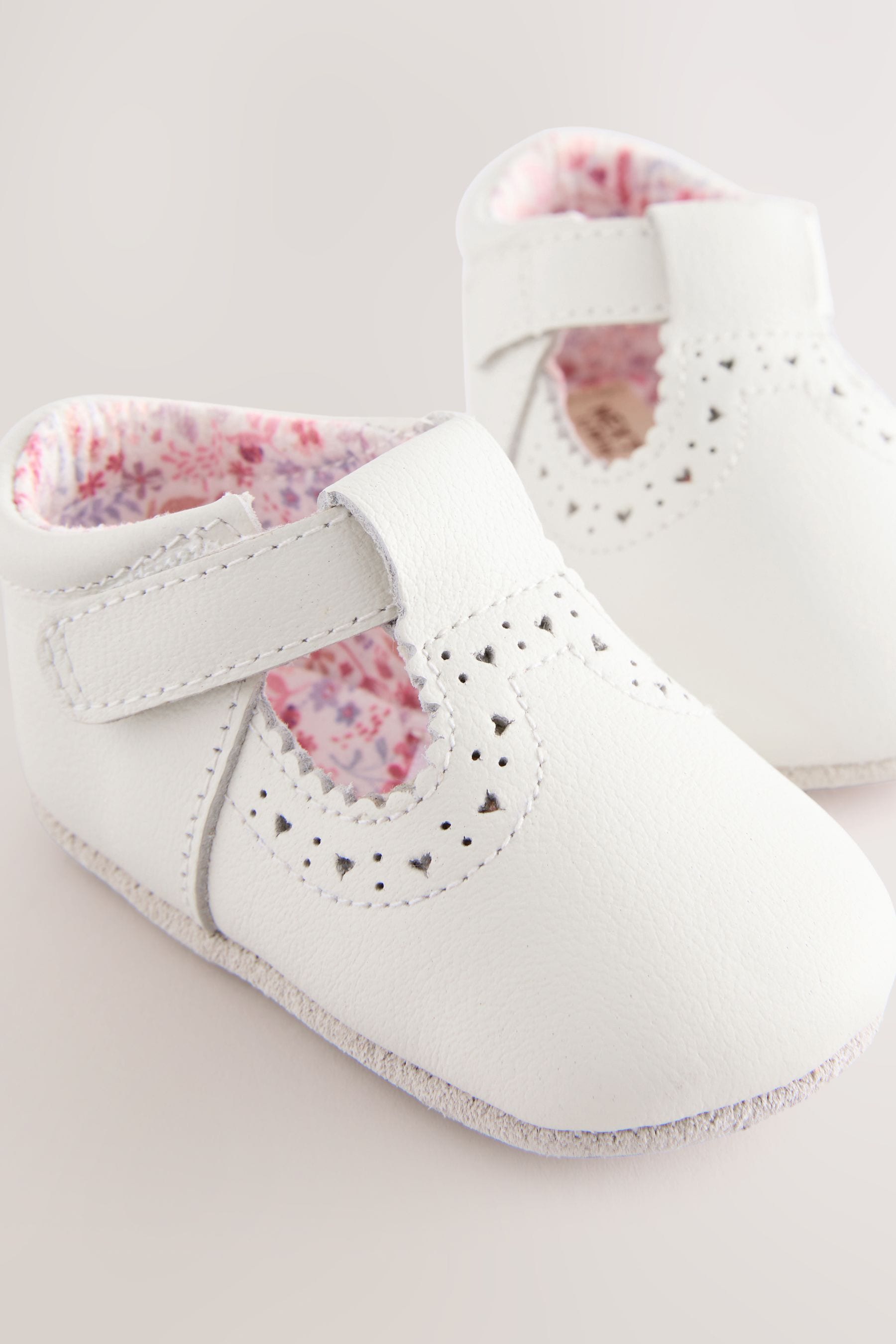 White Leather Baby T-Bar Shoes (0-24mths)