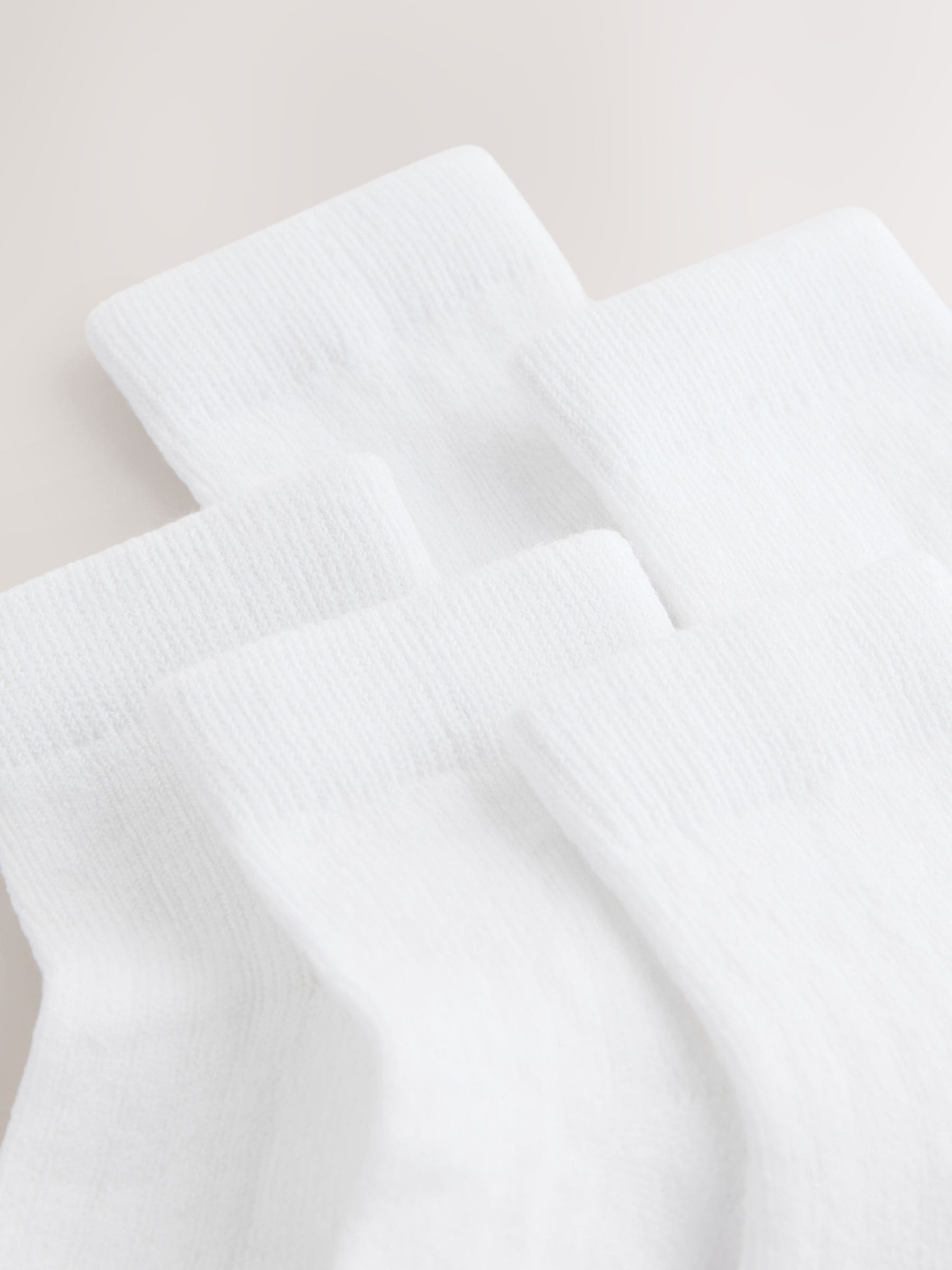 White Baby Socks 5 Pack (0mths-2yrs)