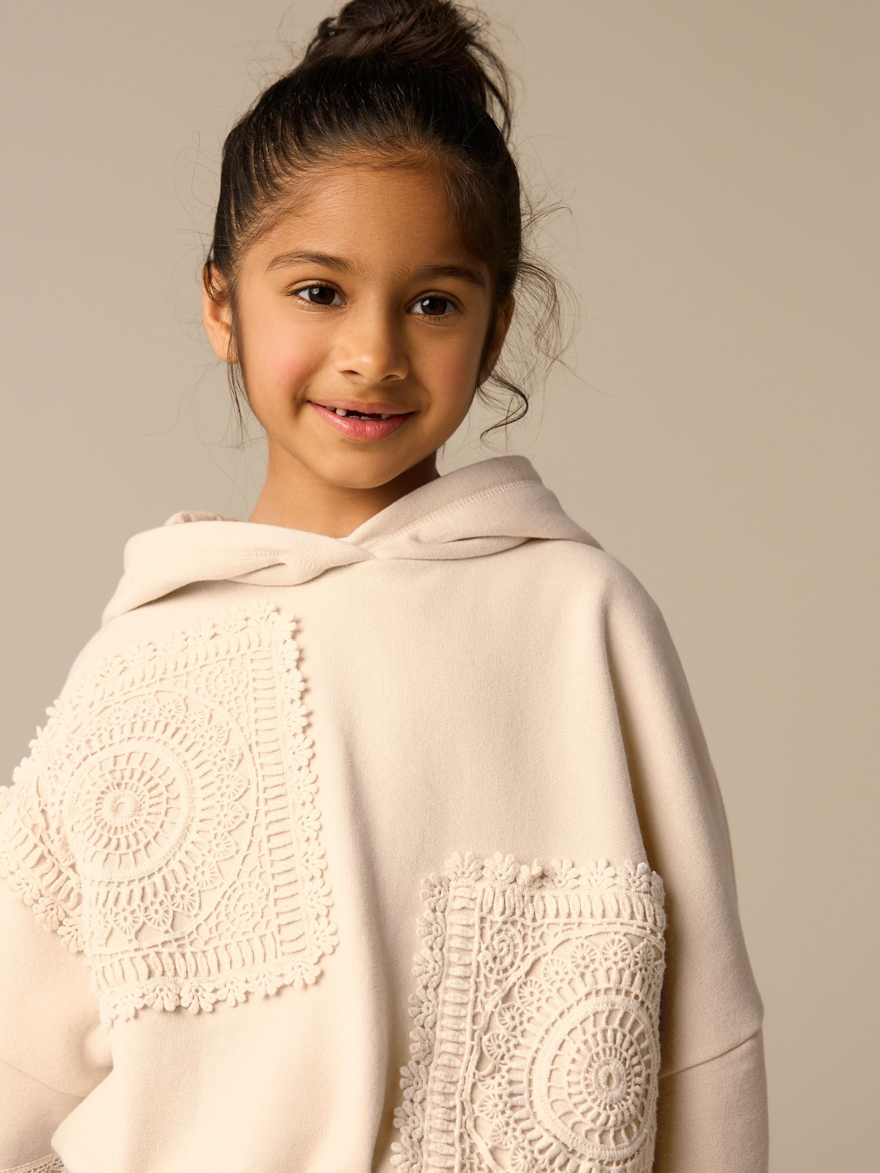 Neutral Crochet Elasticated Hoodie (3-16yrs)