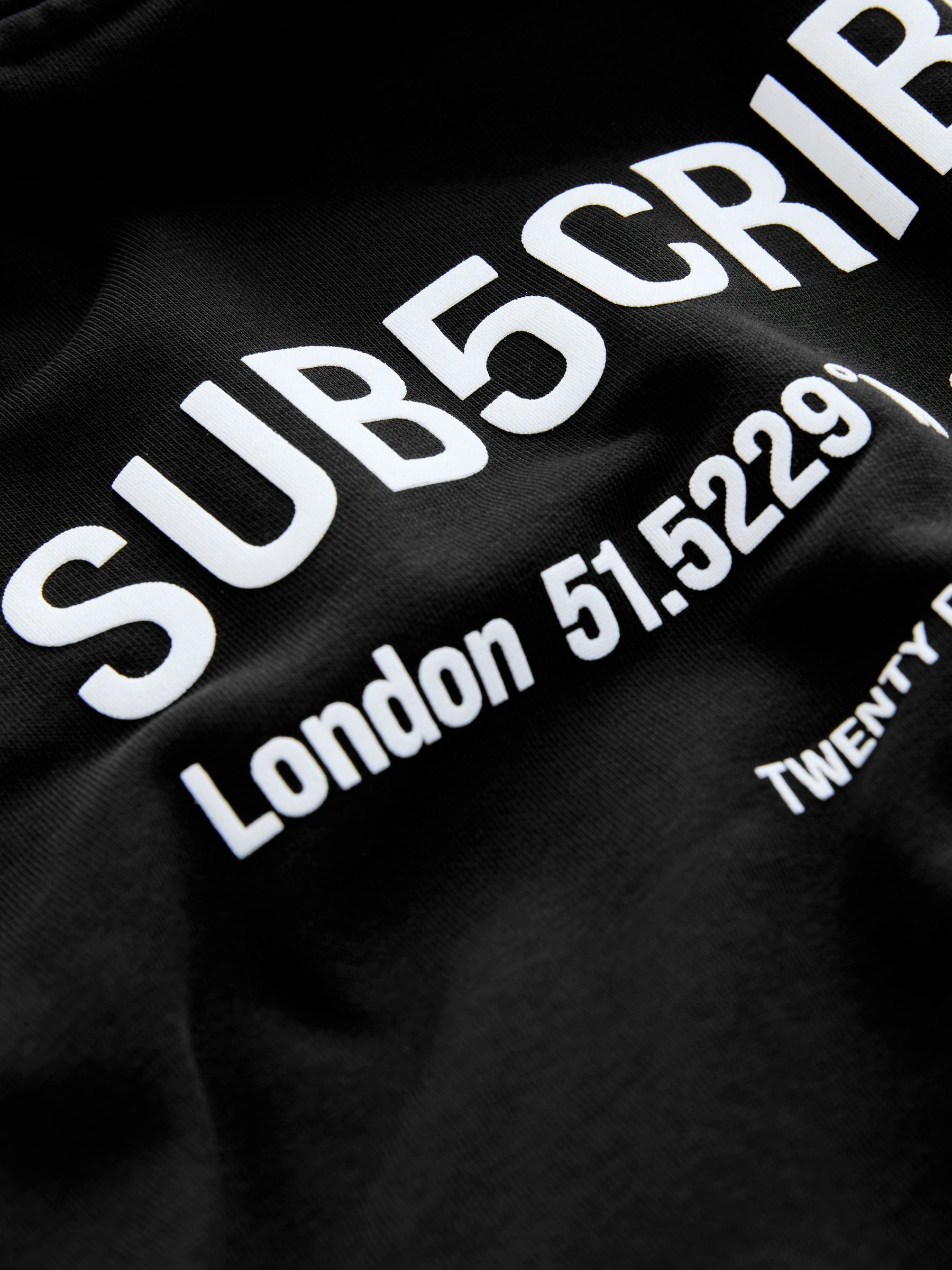 Black Hoodie Subscribe Hoodie (3-16yrs)