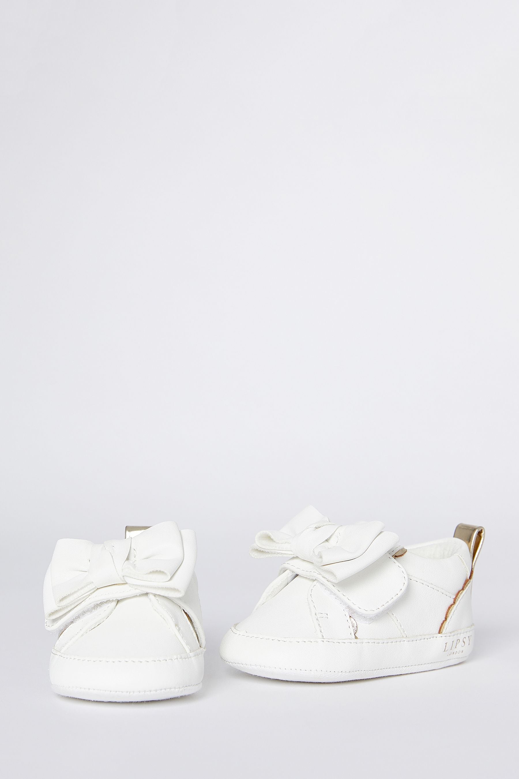 White Bow Pram Trainer Shoe - Baby