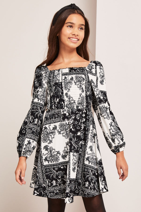 Black/White Crinkle Jersey Square Neck Dress