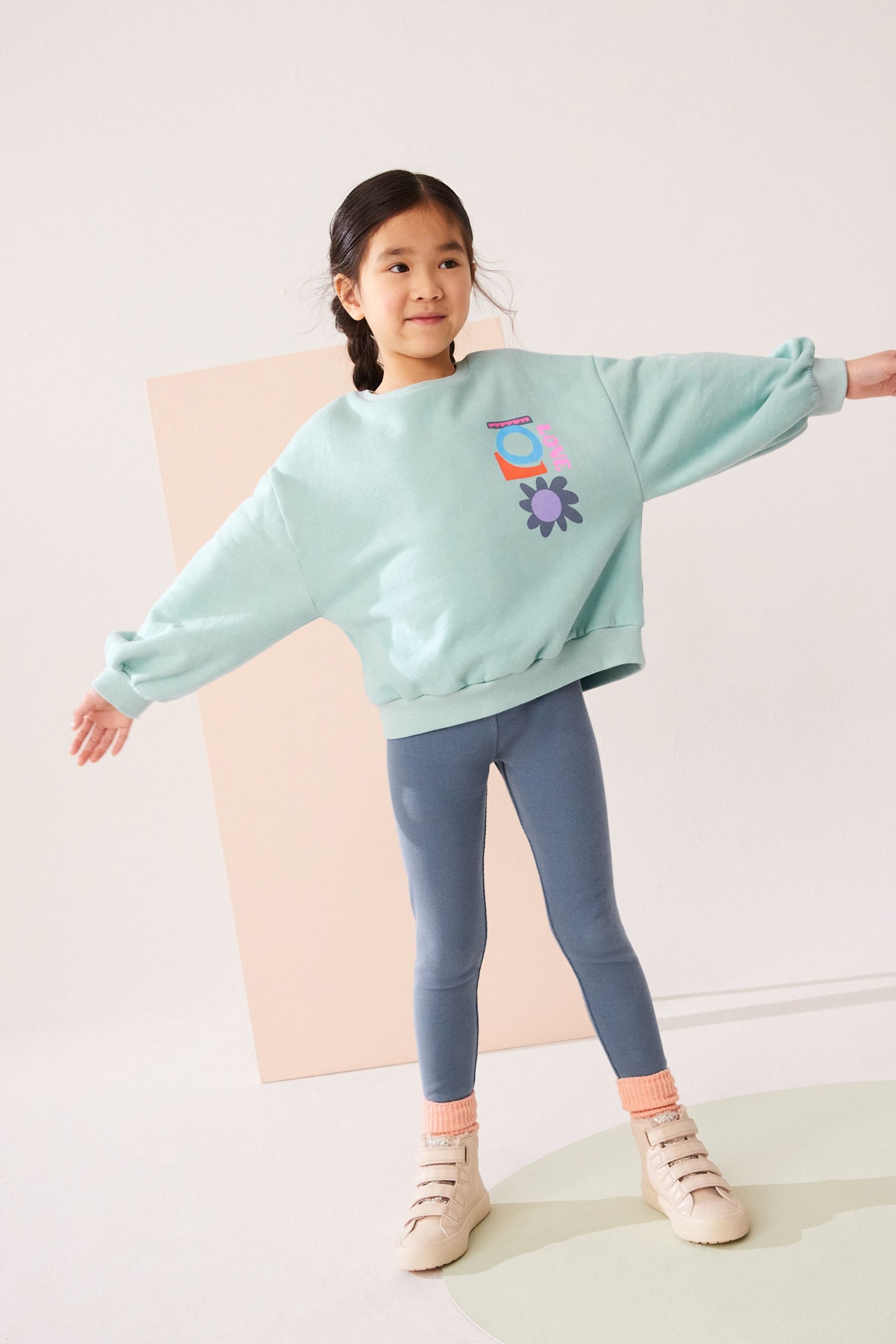 Green Floral Shapes Sweatshirt And Legging Set (3-16yrs)