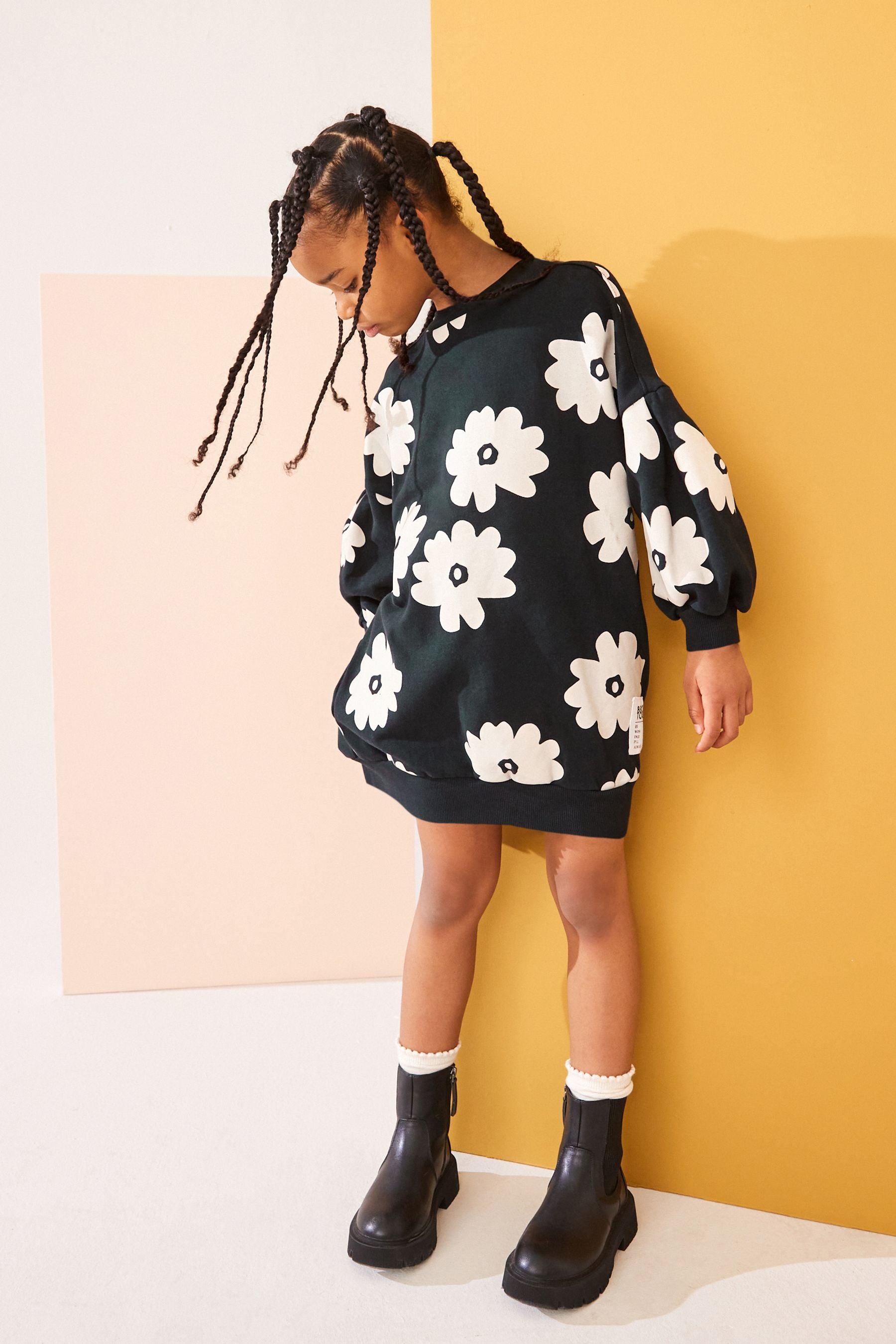 Black/White Flower Jumper Dress (3-16yrs)