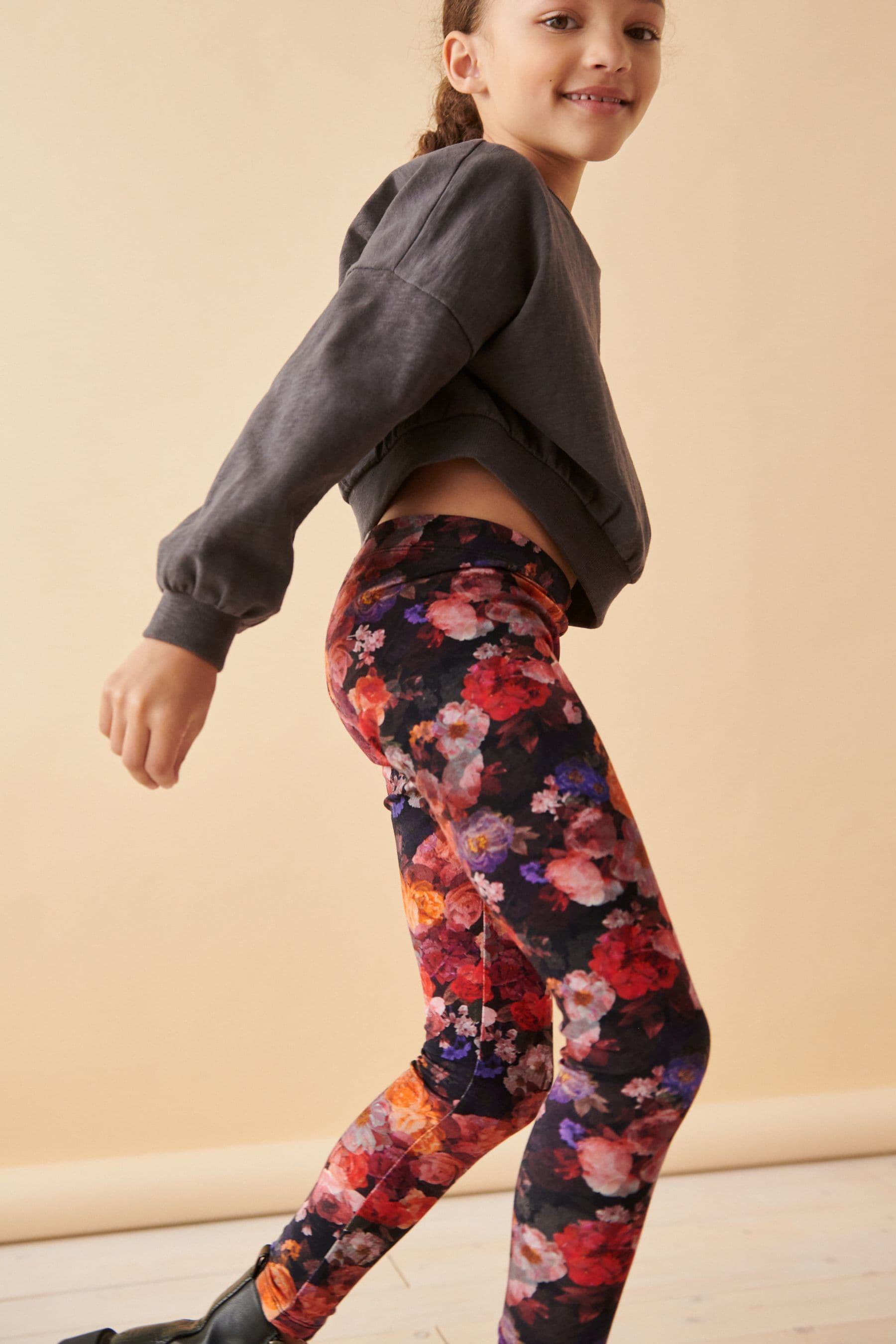 Black Floral Printed Leggings (3-16yrs)