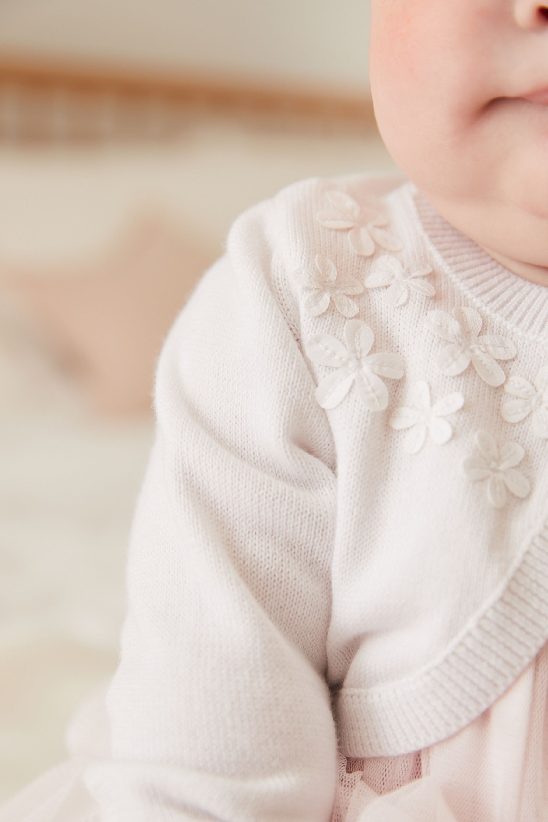 White Knitted Baby Shrug Cardigan (0mths-2yrs)