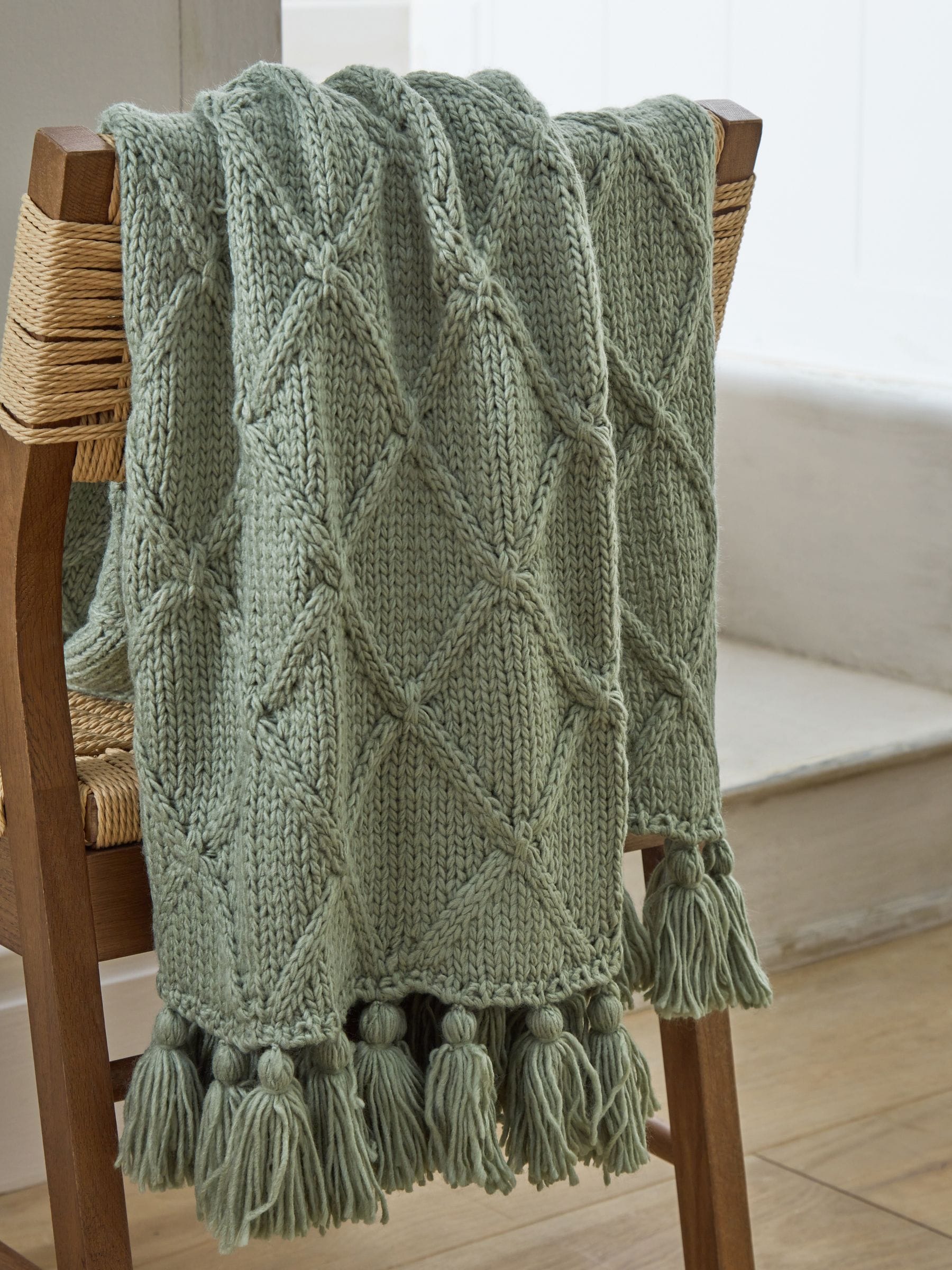 Sage Green Chunky Cable Knit Throw