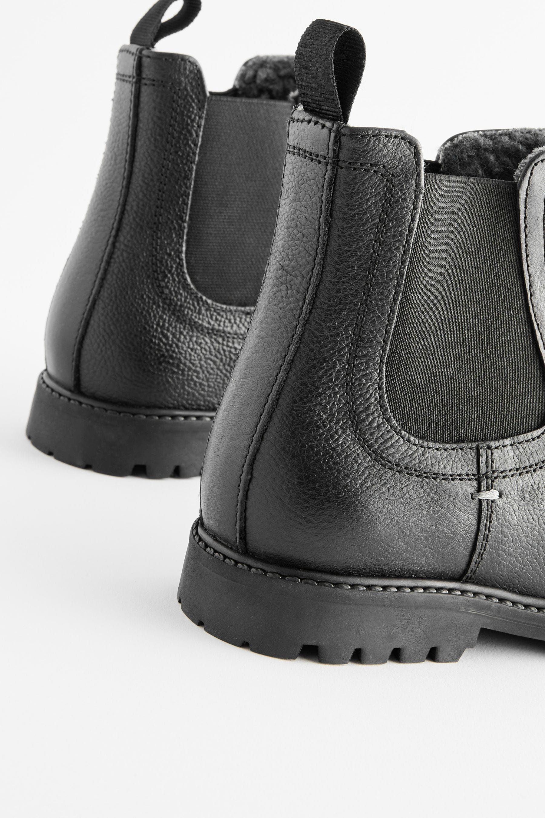 Black Wide Fit (G) Thinsulate™ Warm Lined Leather Chelsea Boots