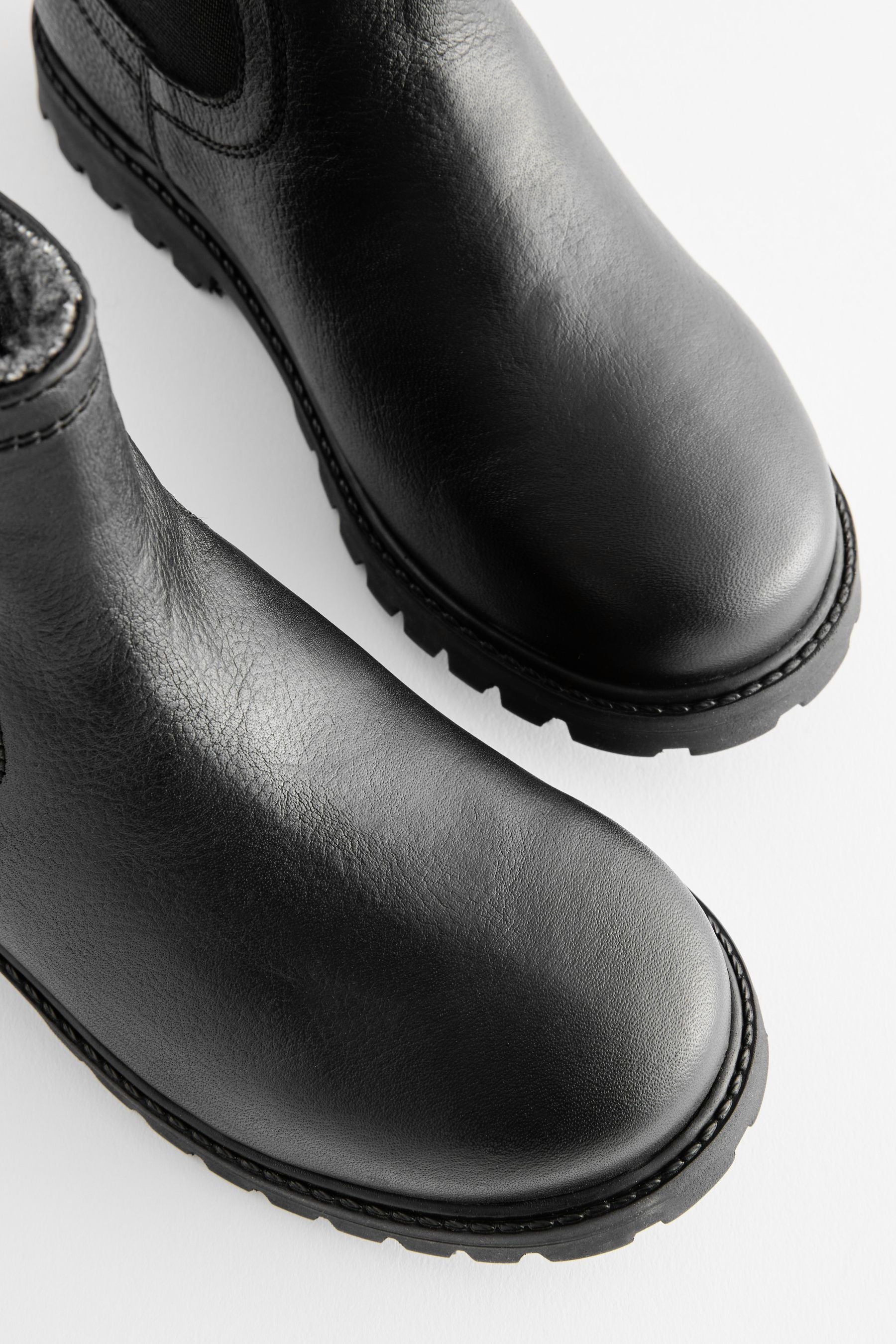 Black Wide Fit (G) Thinsulate™ Warm Lined Leather Chelsea Boots