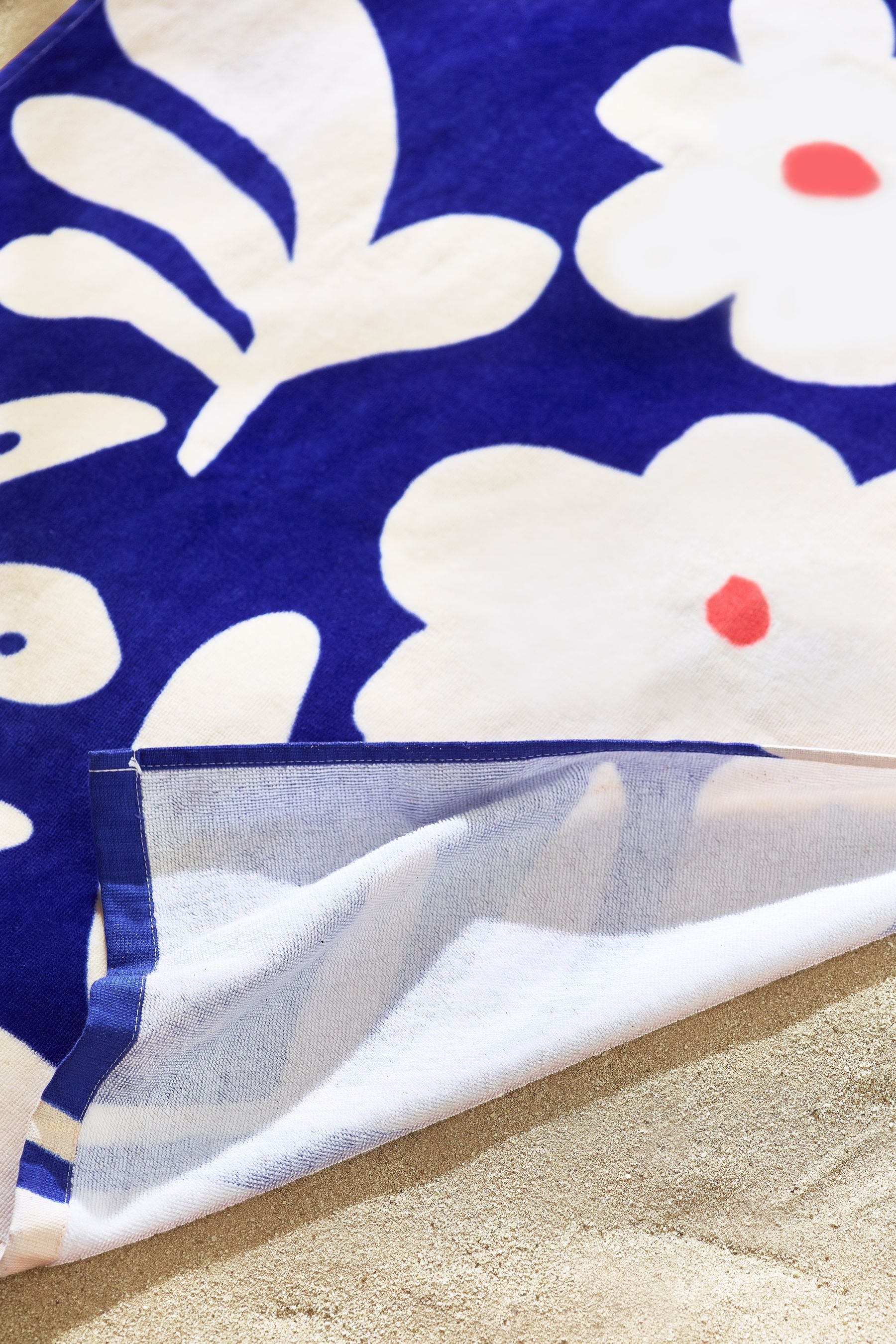 Blue Pocket 100% Cotton Beach Towel