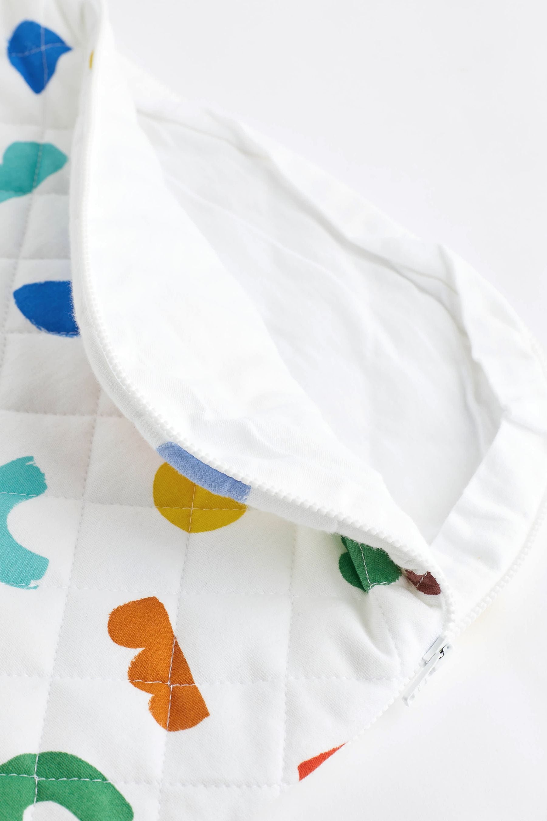 White Quilted Abstract Shapes Baby 2.5 Tog 100% Cotton Sleep Bag