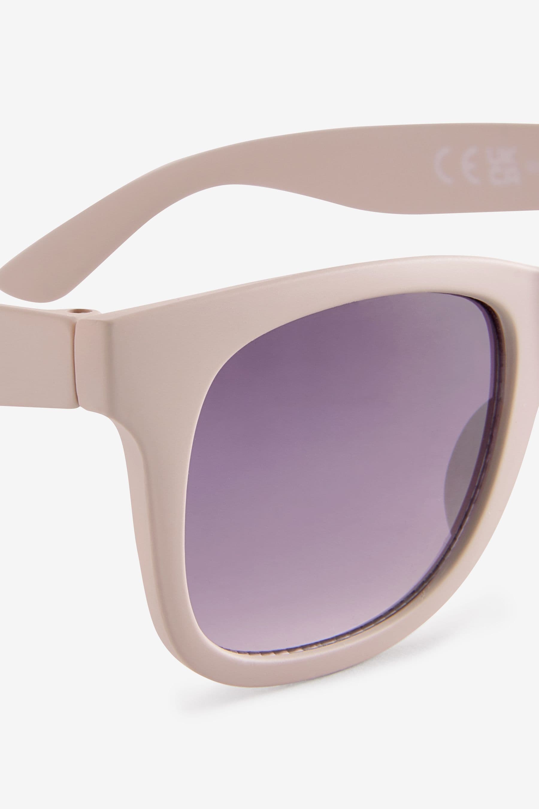 Neutral Preppy Sunglasses