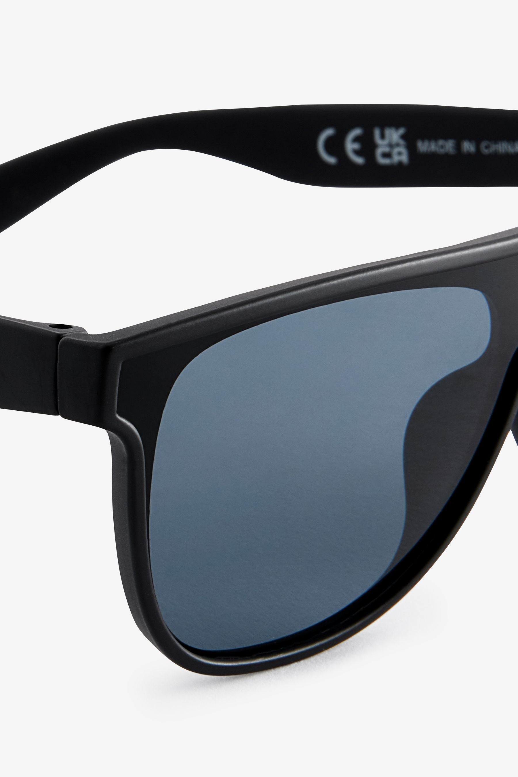 Black Visor Style Sunglasses