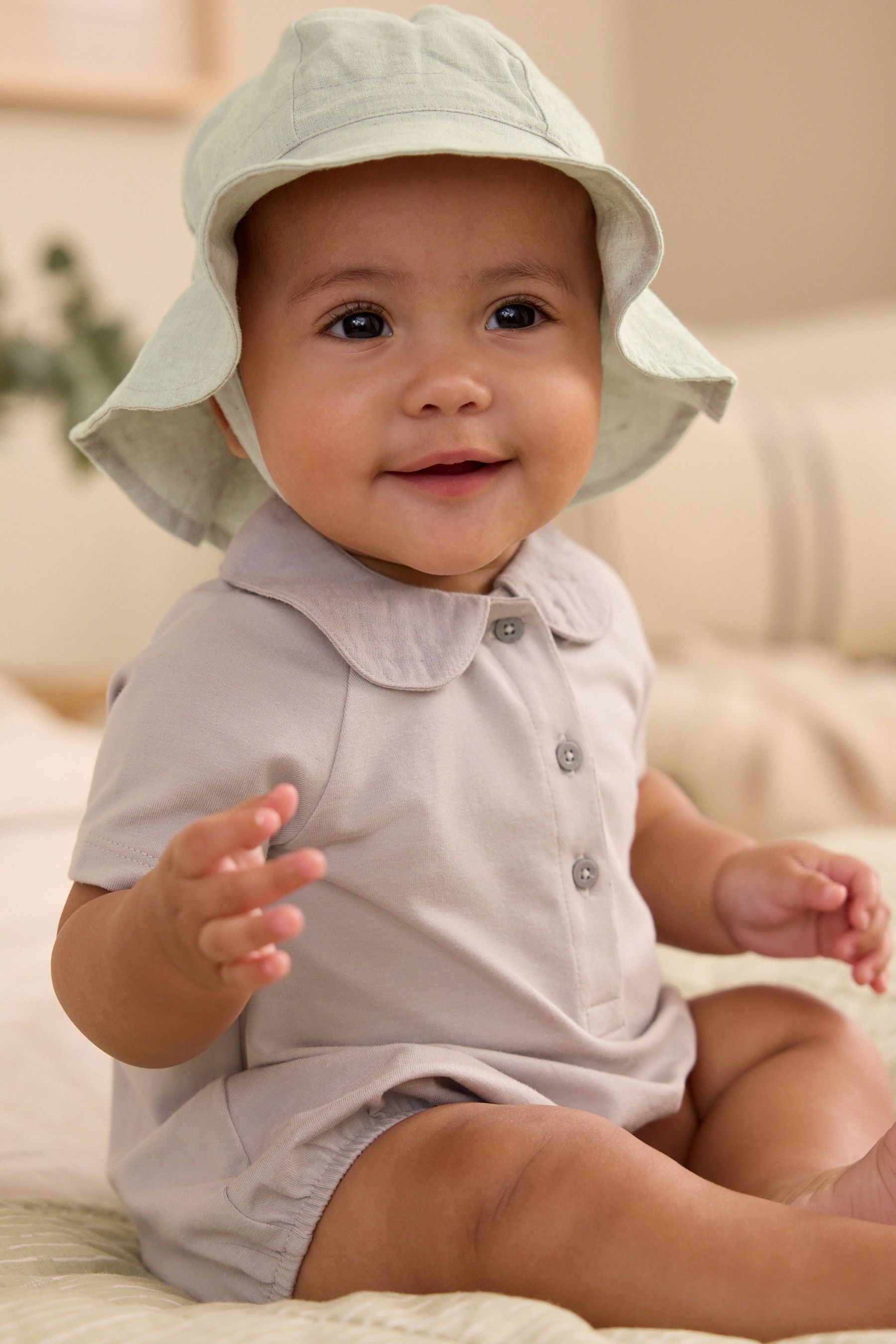 Sage Green Wide Brim Baby Sun Hat (0mths-2yrs)