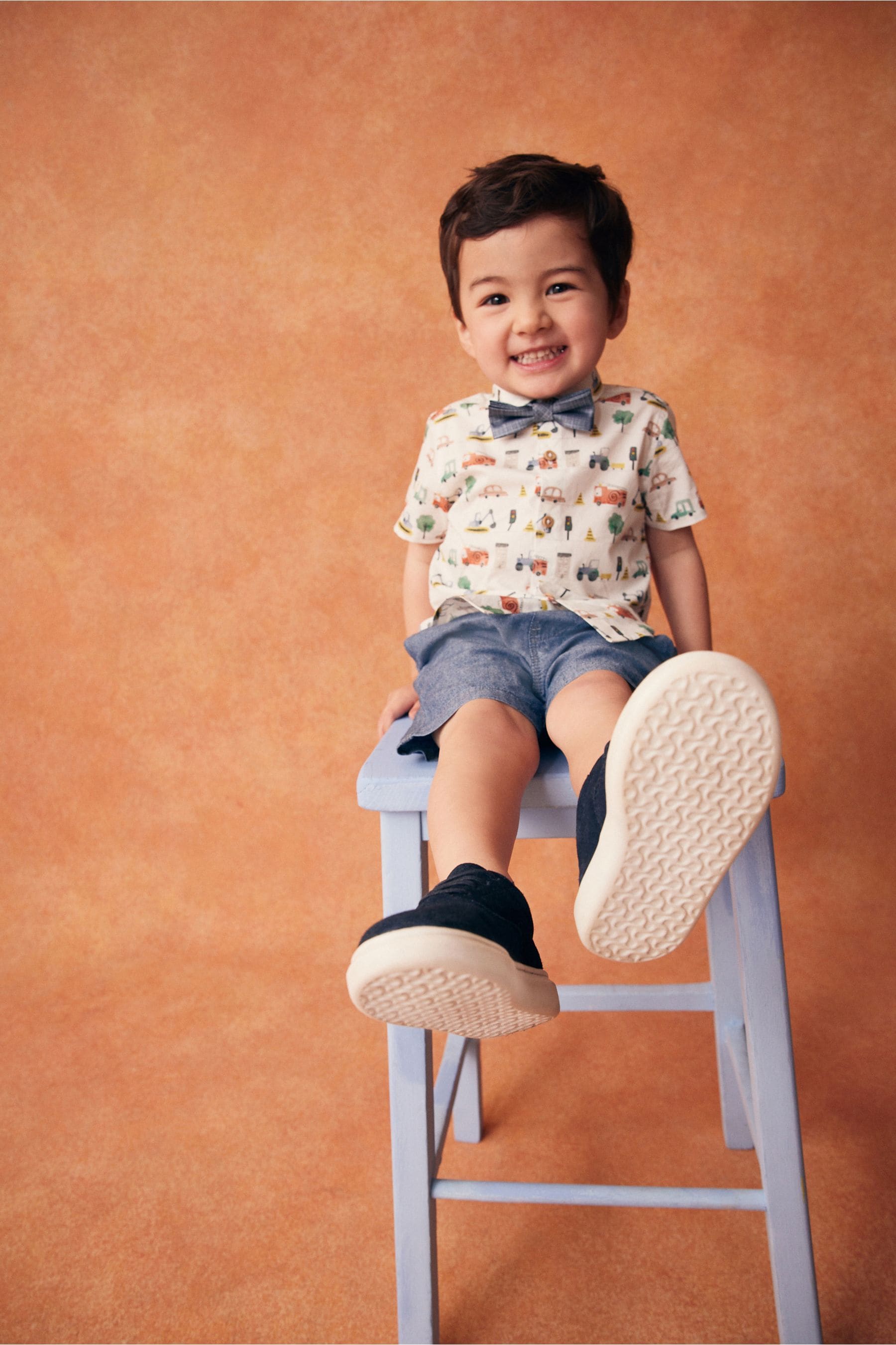 Multi Short Sleeve Shirt And Bow Tie Set (3mths-7yrs)