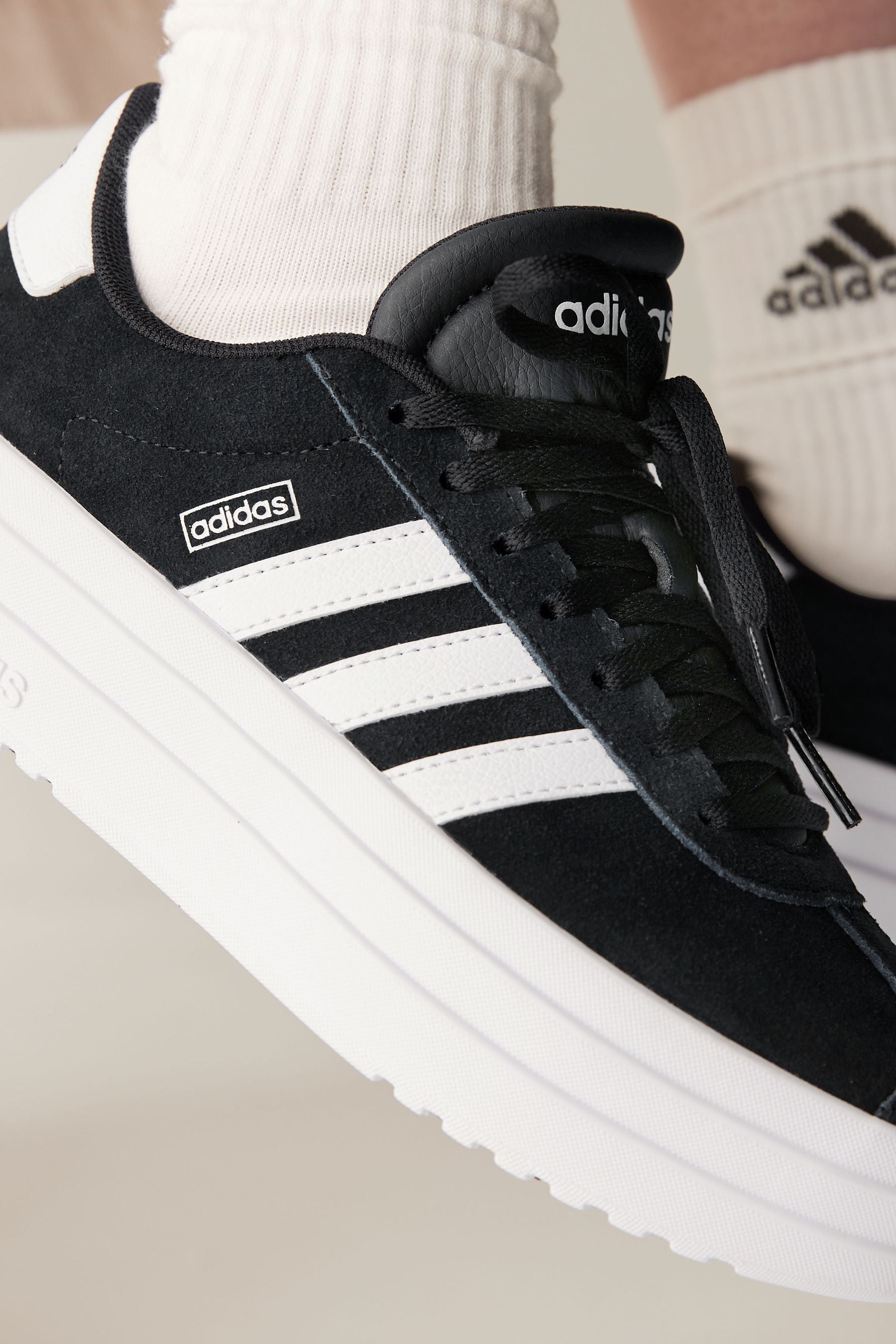 Black/White adidas Kids VL Court Bold Trainers