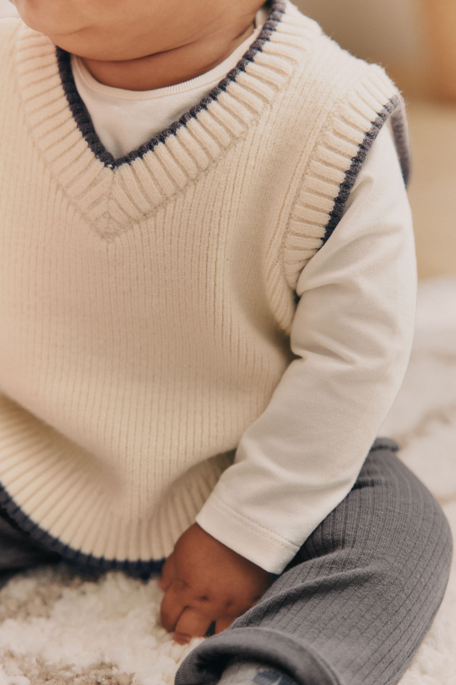 Neutral/Mono Knitted Vest and Leggings Baby 3 Piece Set (0mths-2yrs)