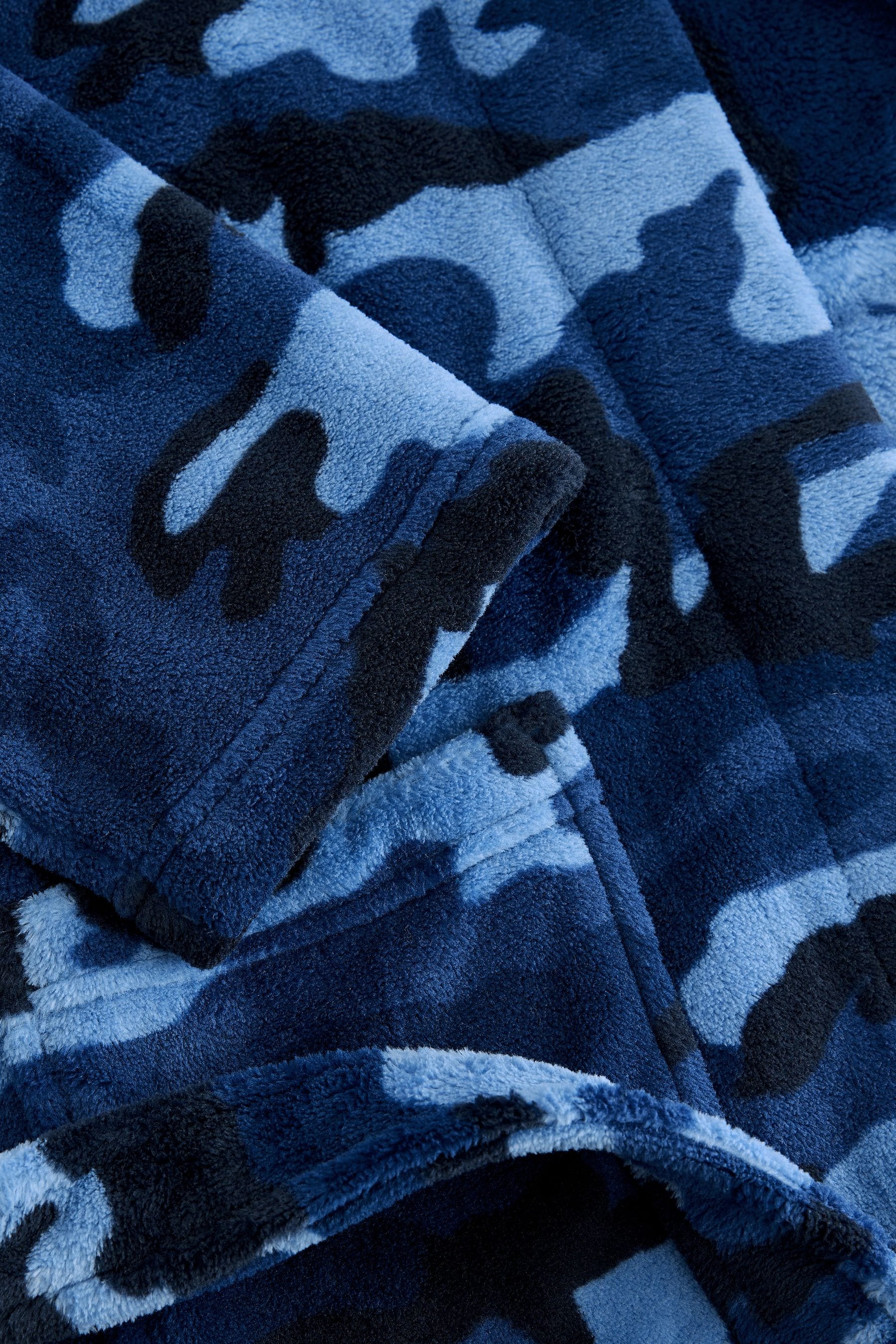 Blue/Navy Camouflage Fleece Robe (3-16yrs)