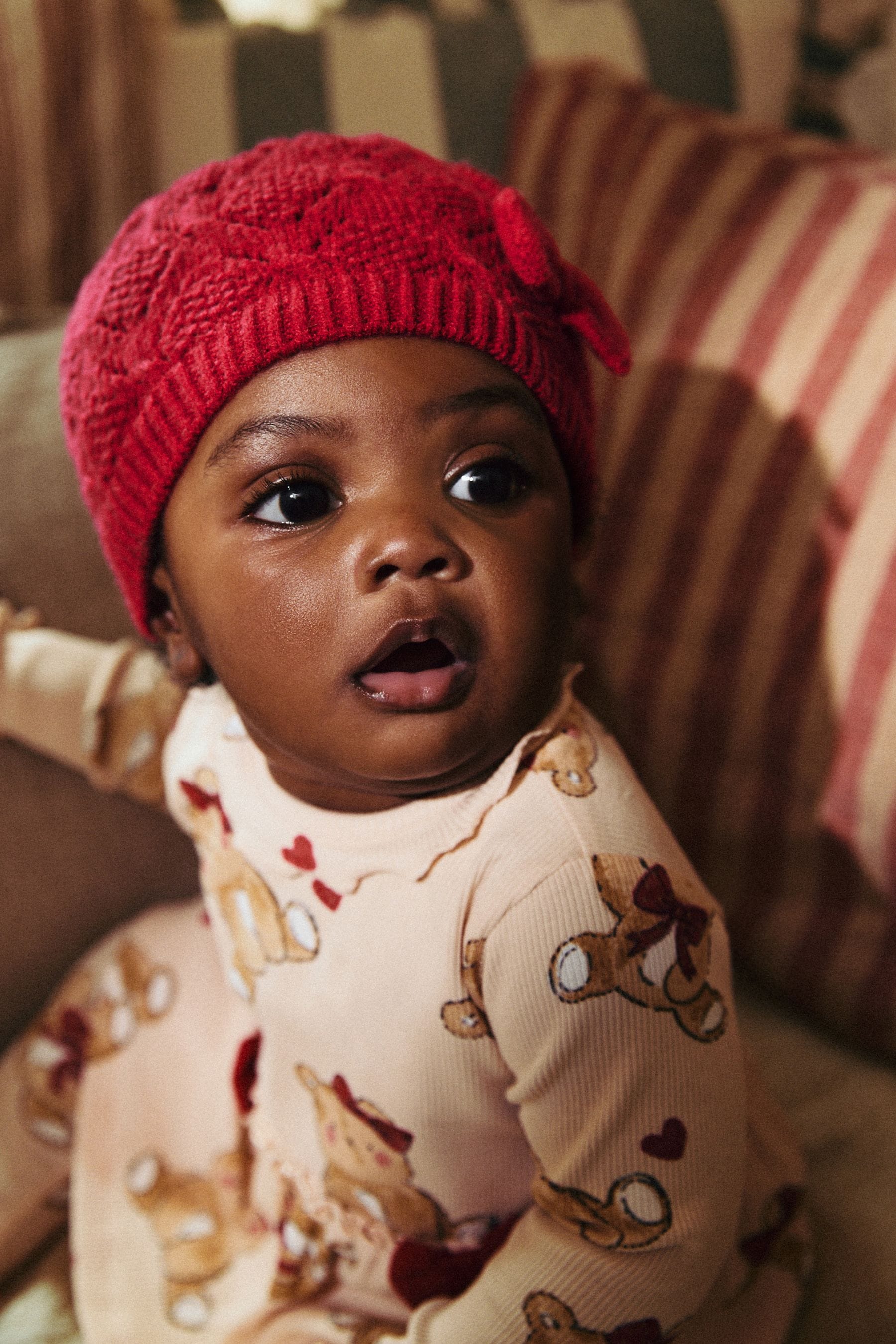 Red Baby Pointelle Knitted Beanie (0mths-2yrs)