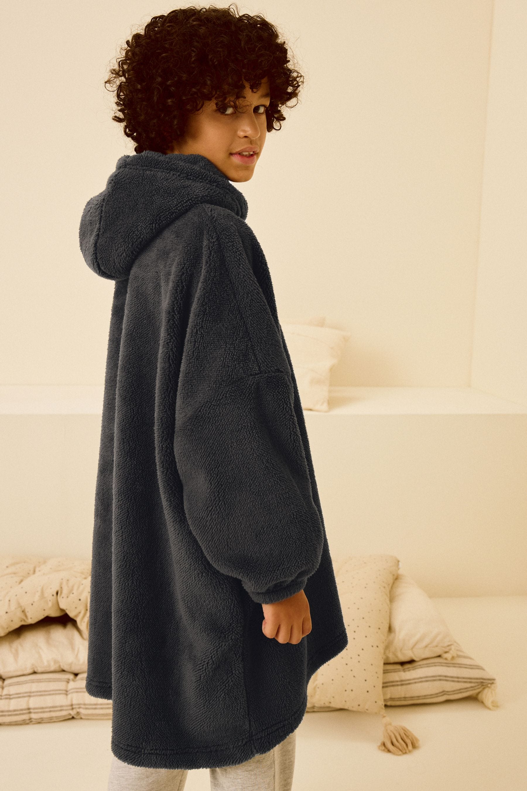 Charcoal Grey Fleece Hooded Blanket (3-16yrs)