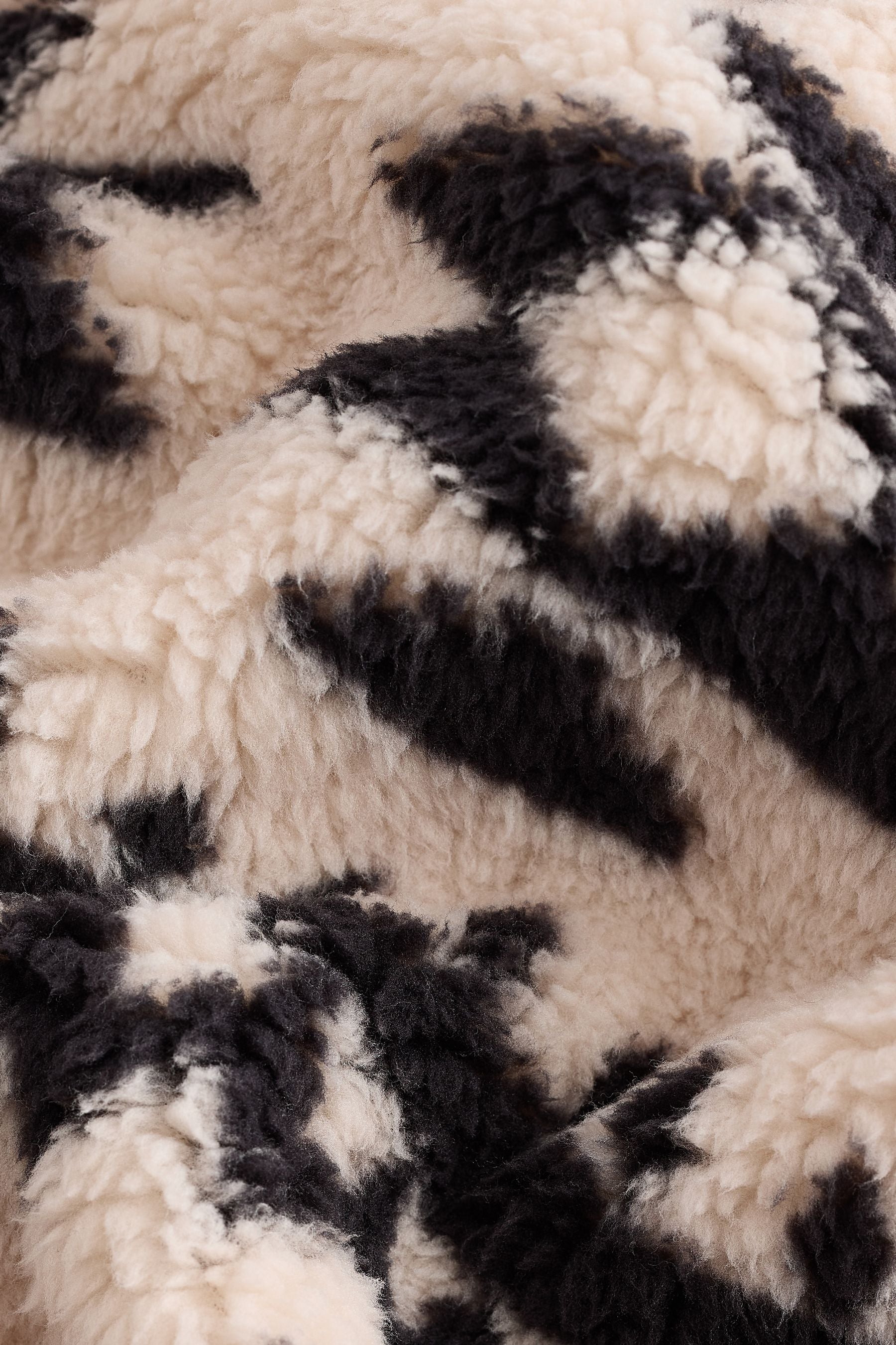 Cream/Black Aztec Print Fleece Hooded Blanket (3-16yrs)