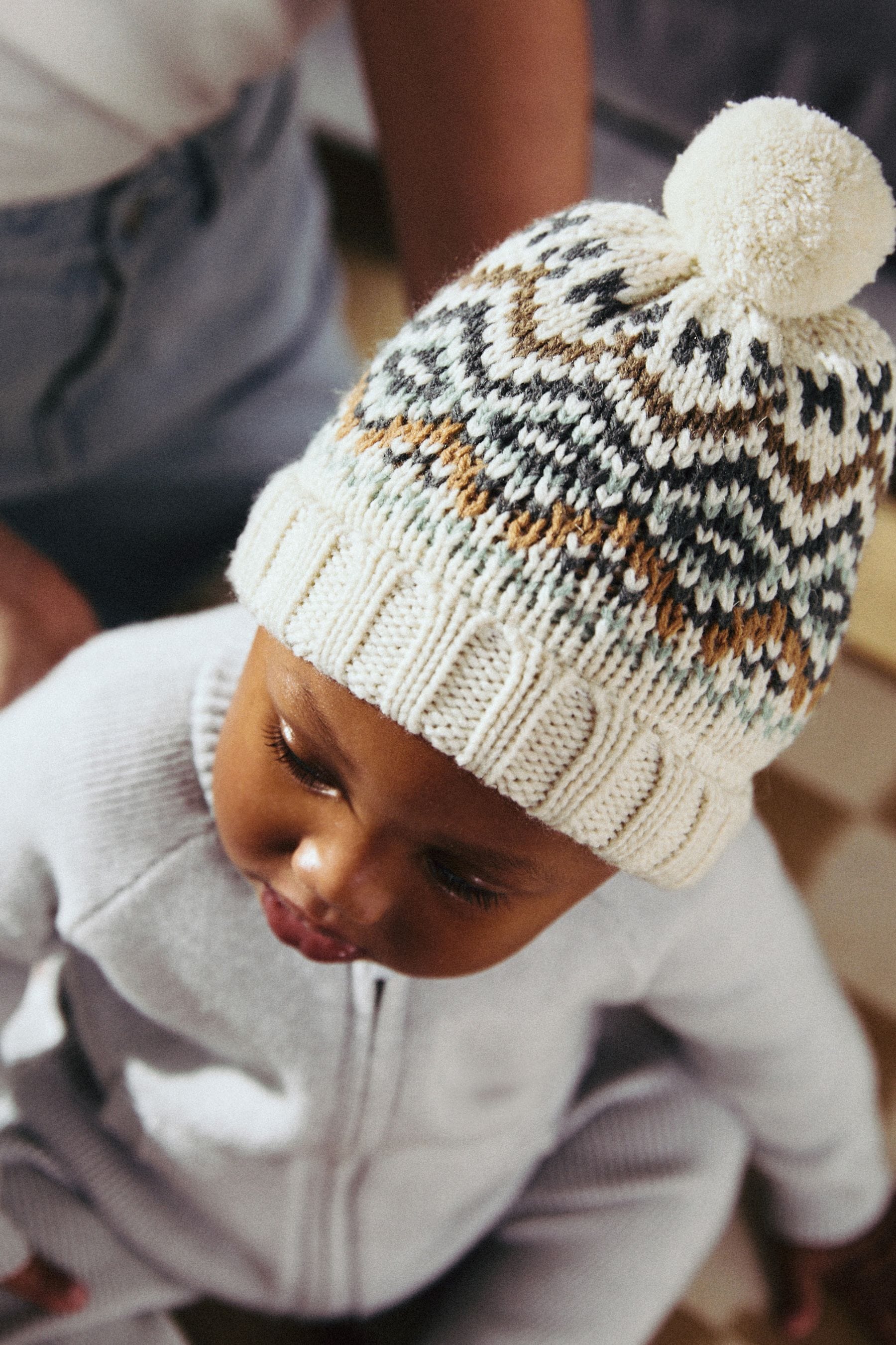 Ecru Cream Fairisle Pattern Baby Knitted Pom Hat (0mths-2yrs)