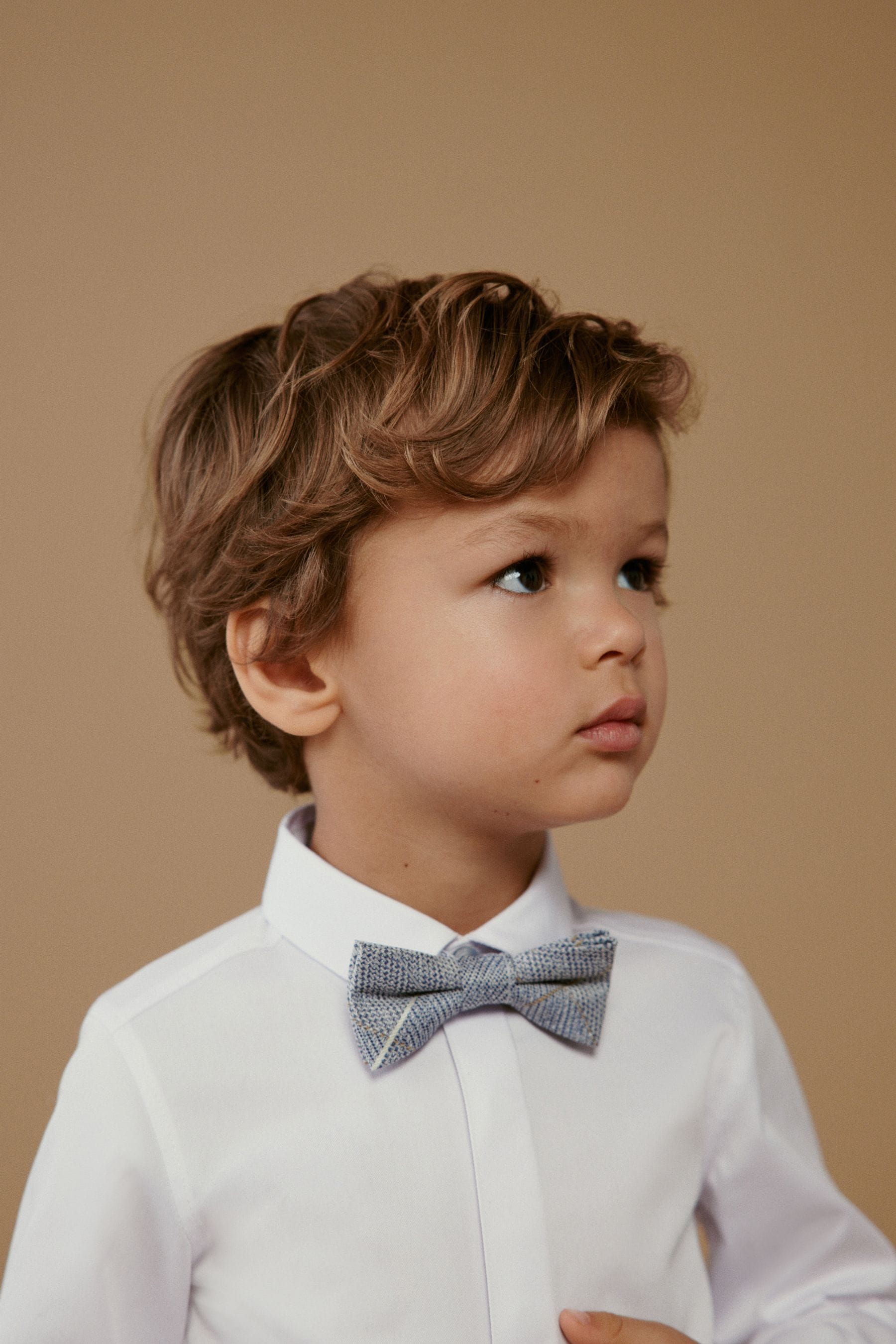 White Long Sleeve Shirt And Bow Tie Set (3mths-7yrs)