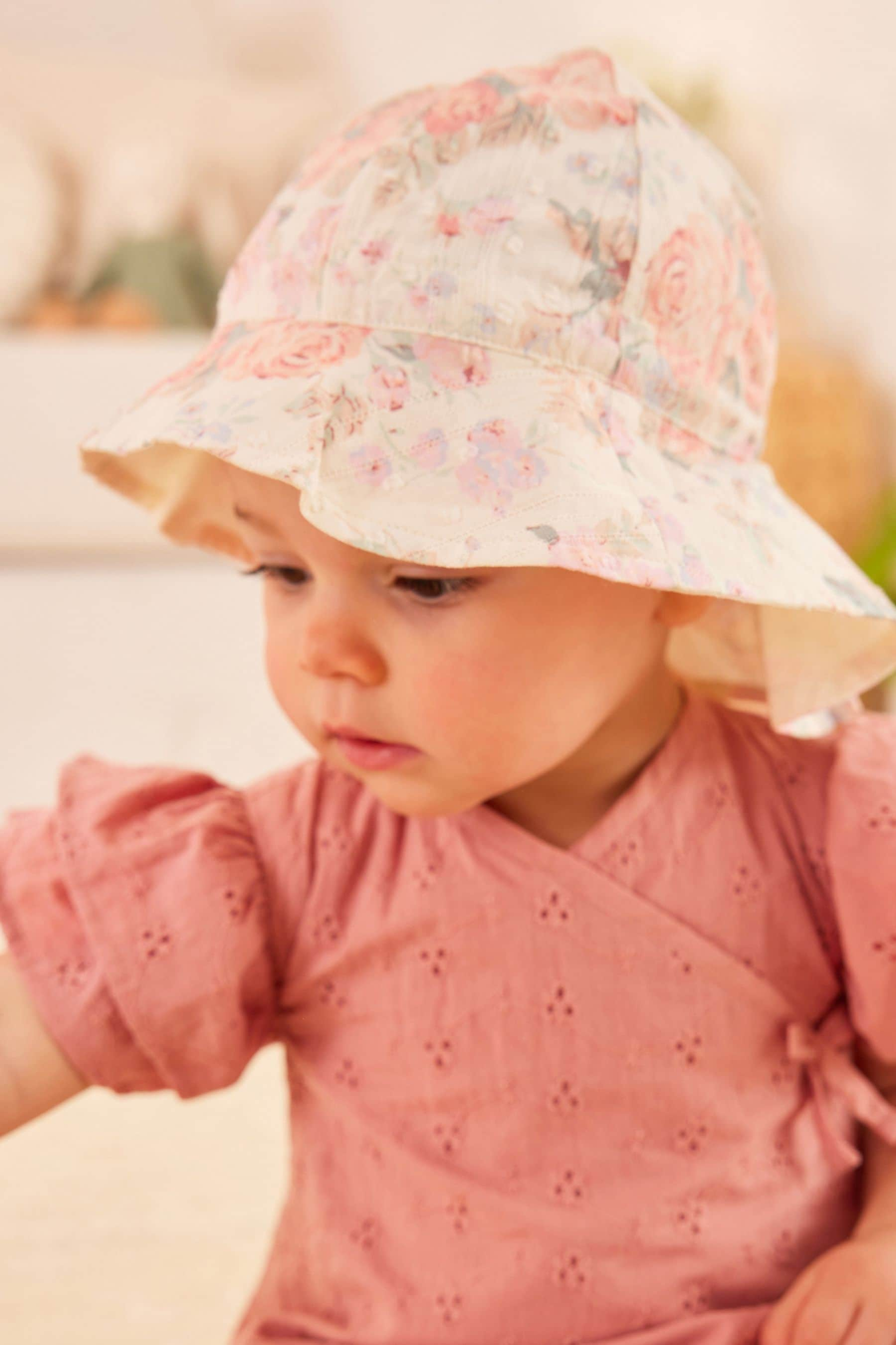 Pink Floral Baby Wide Brim Bucket Hat (0mths-2yrs)