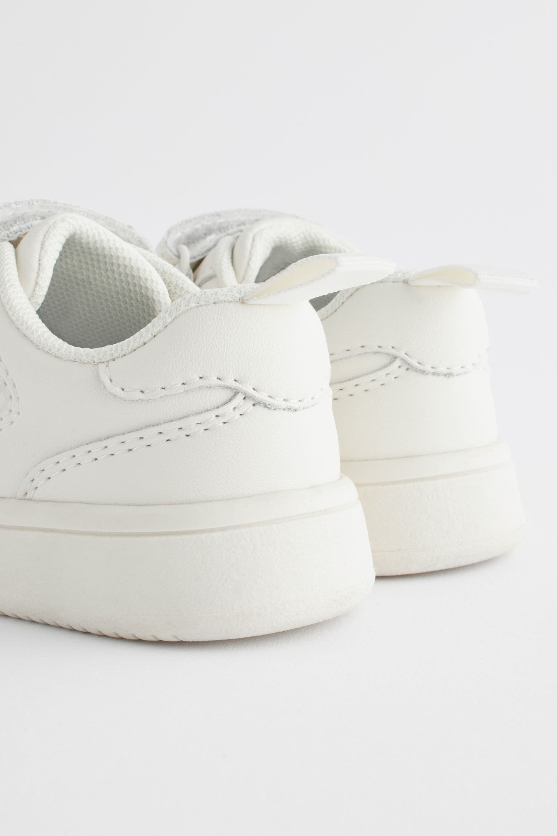 White Baby Touch Fastening Leather First Walker Shoes