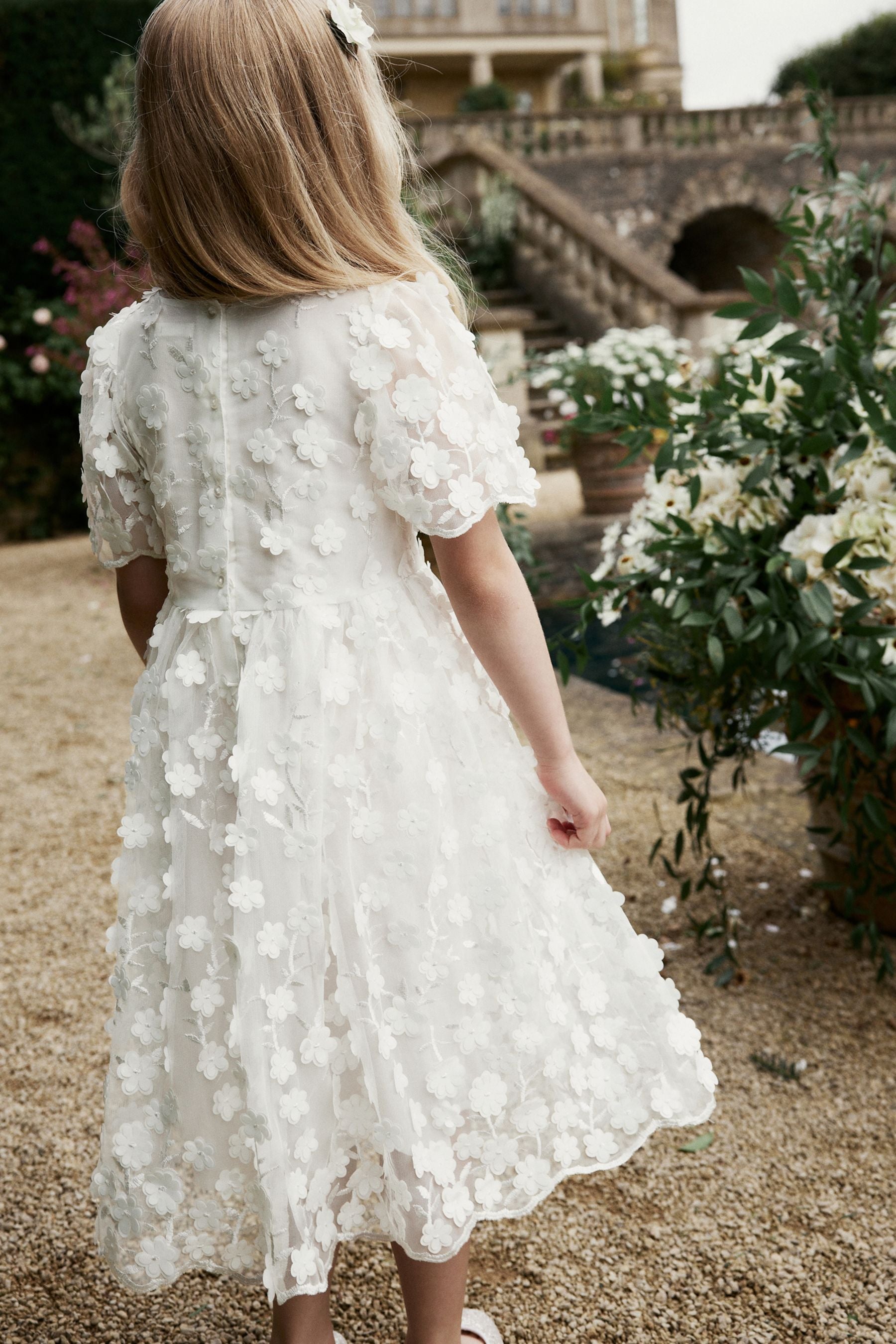 White 3D Flower Occasion Dress (3-10yrs)