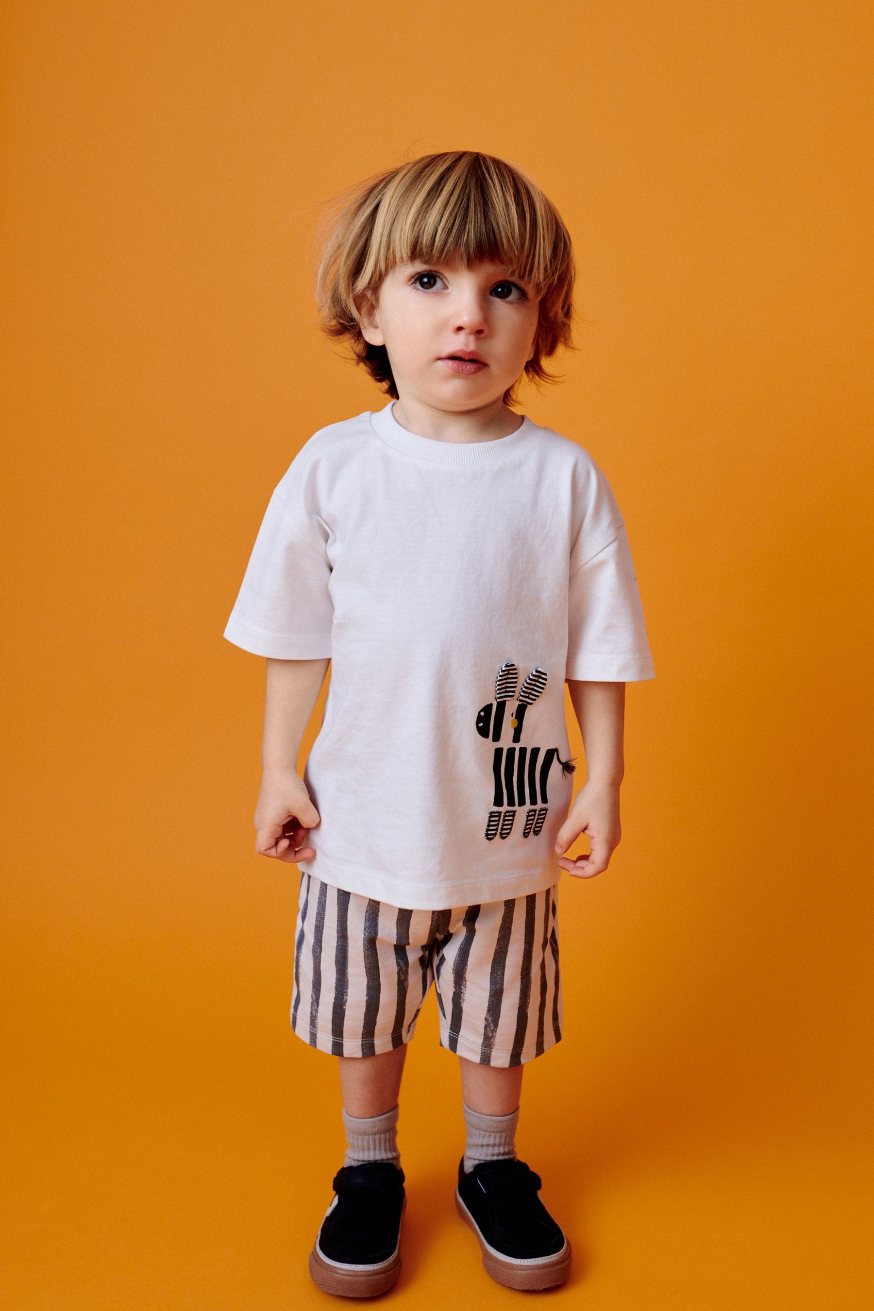 Black/White T-Shirt And Shorts Set (3mths-7yrs)