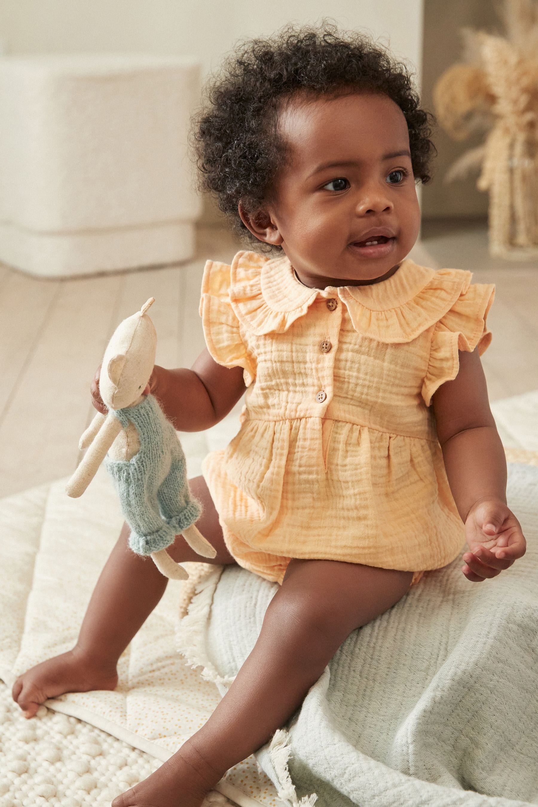 Yellow Woven Baby Shirt and Knickers Set (0mths-3yrs)